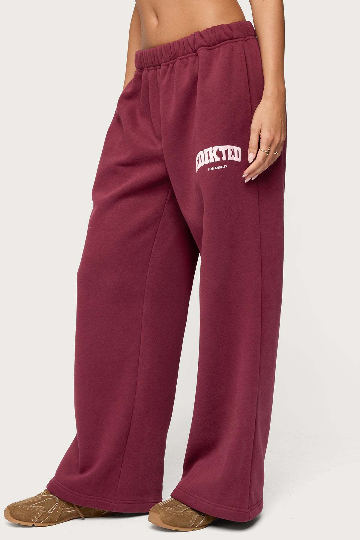Edikted LA Sweatpants - BURGUNDY