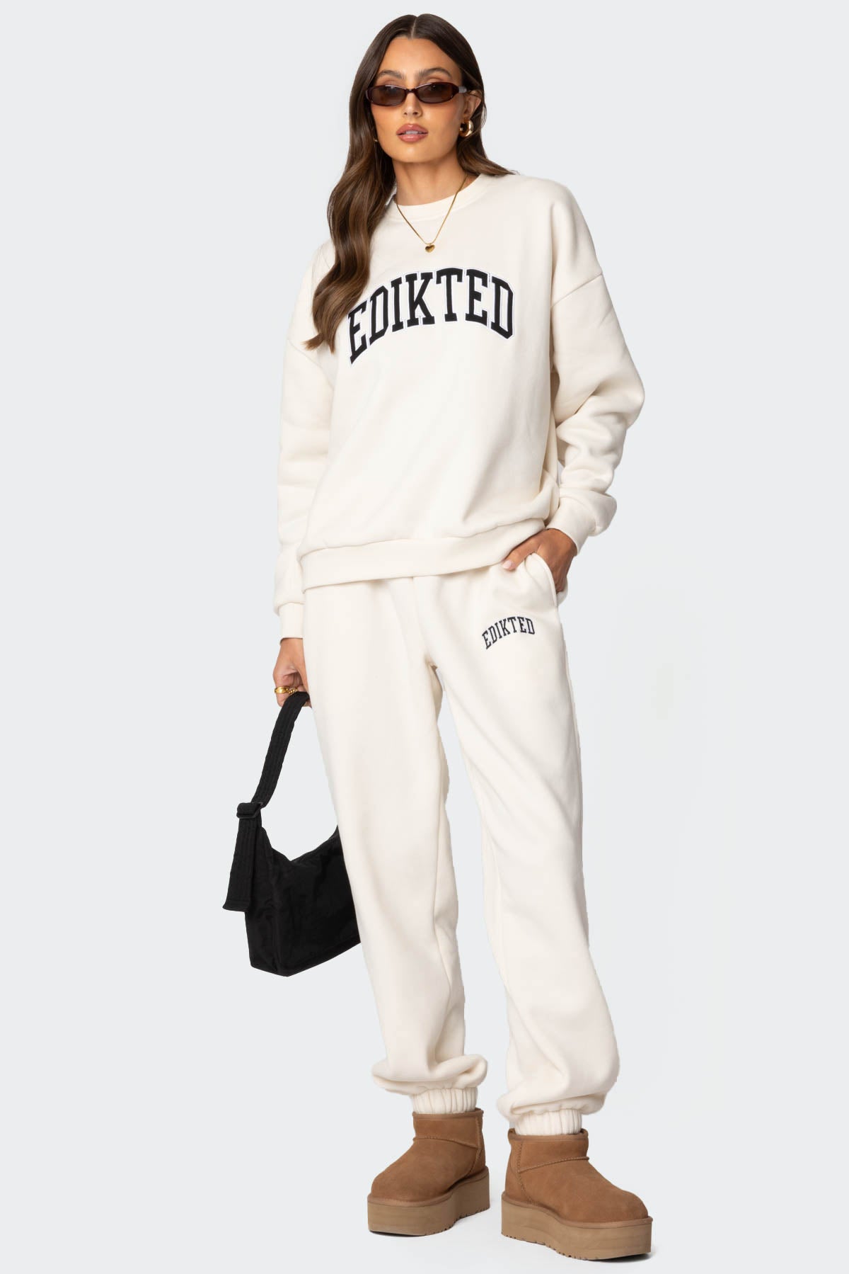 Edikted Babe Oversized Sweatpants - CREAM
