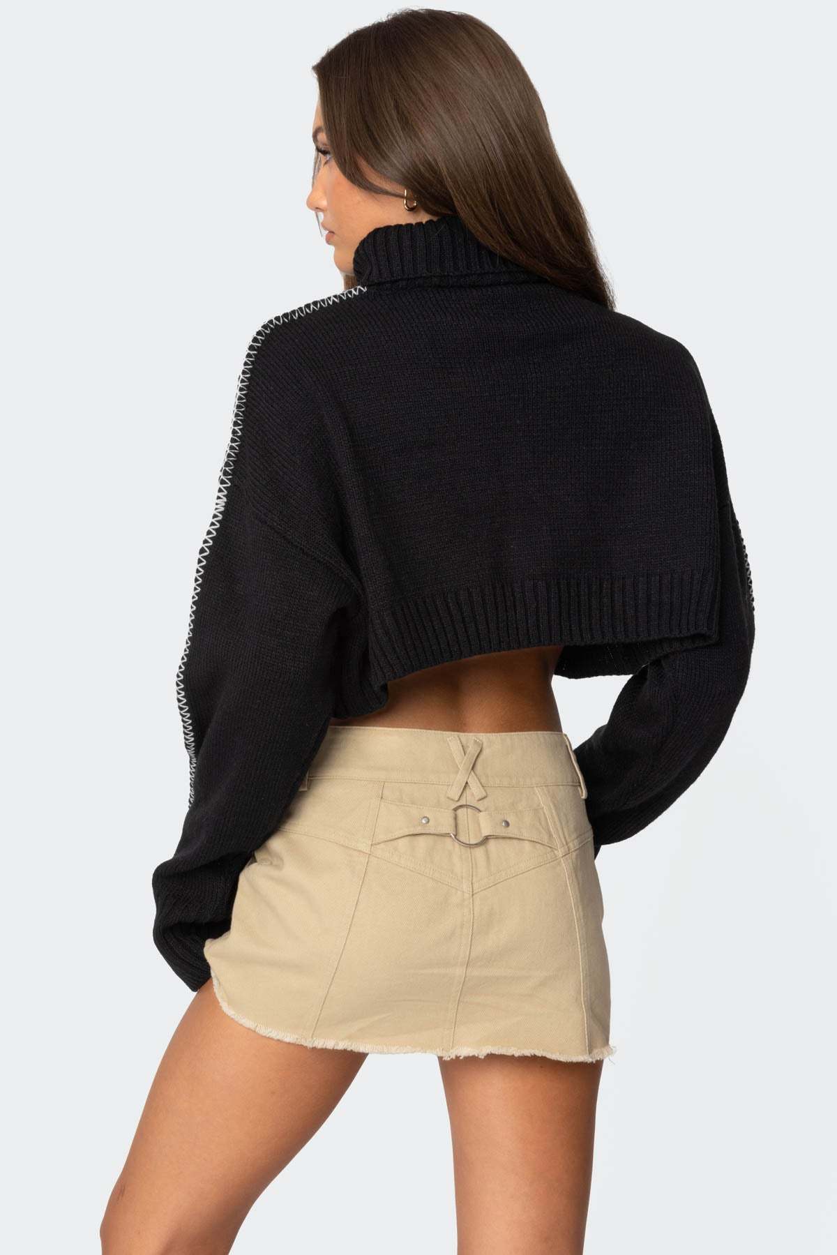 Embroidered Edge Cropped Turtle Neck Sweater - BLACK