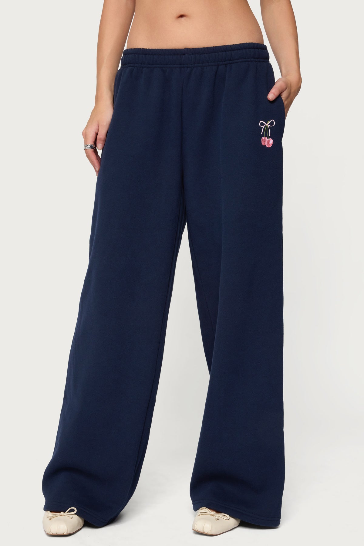 I Don't Chase I Attract Sweatpants - NAVY