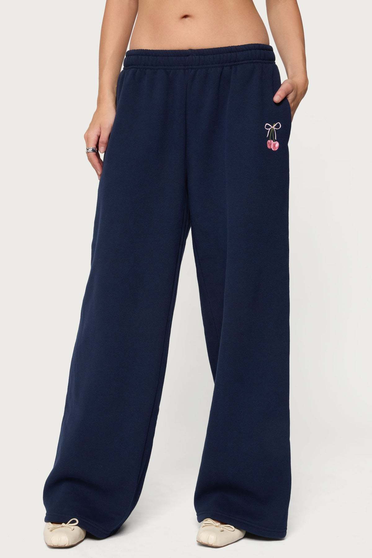 I Don't Chase I Attract Sweatpants - NAVY