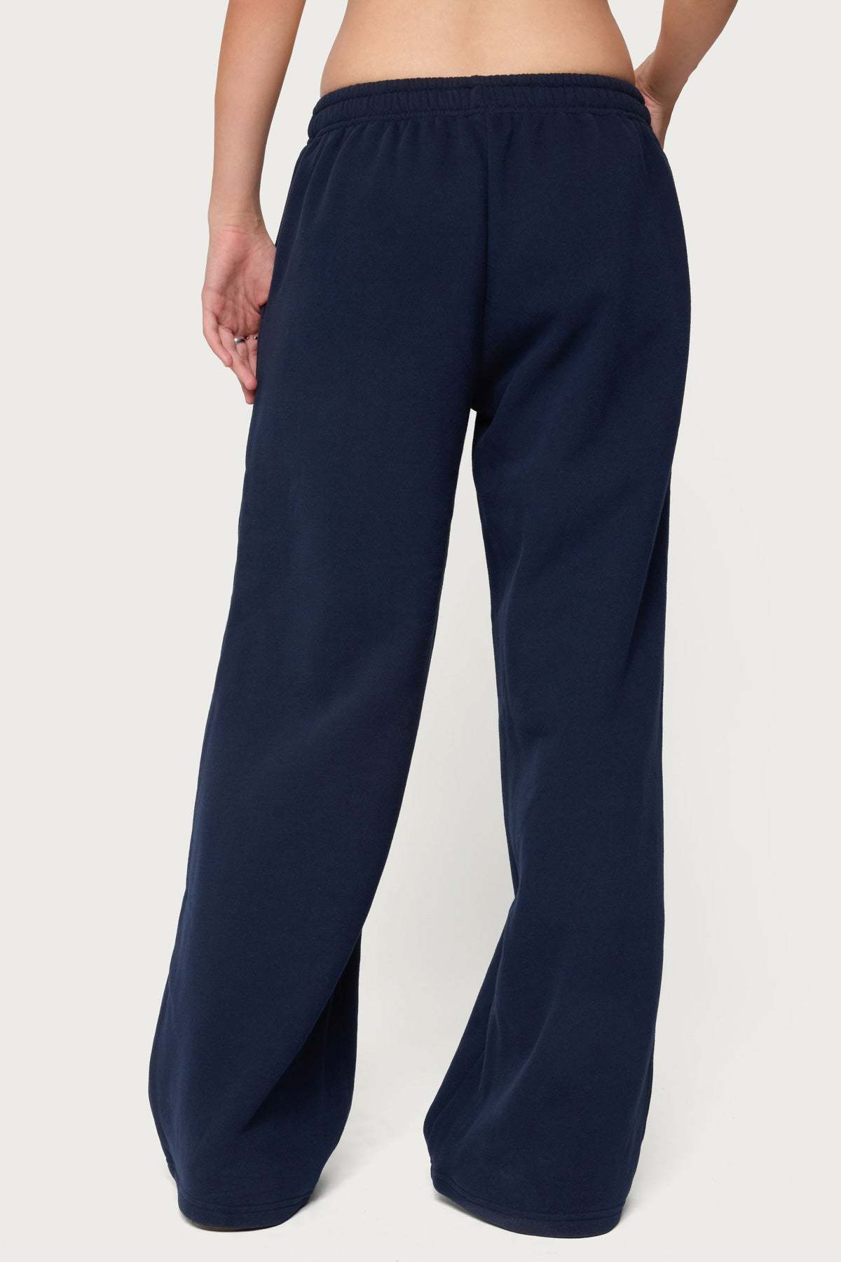 I Don't Chase I Attract Sweatpants - NAVY