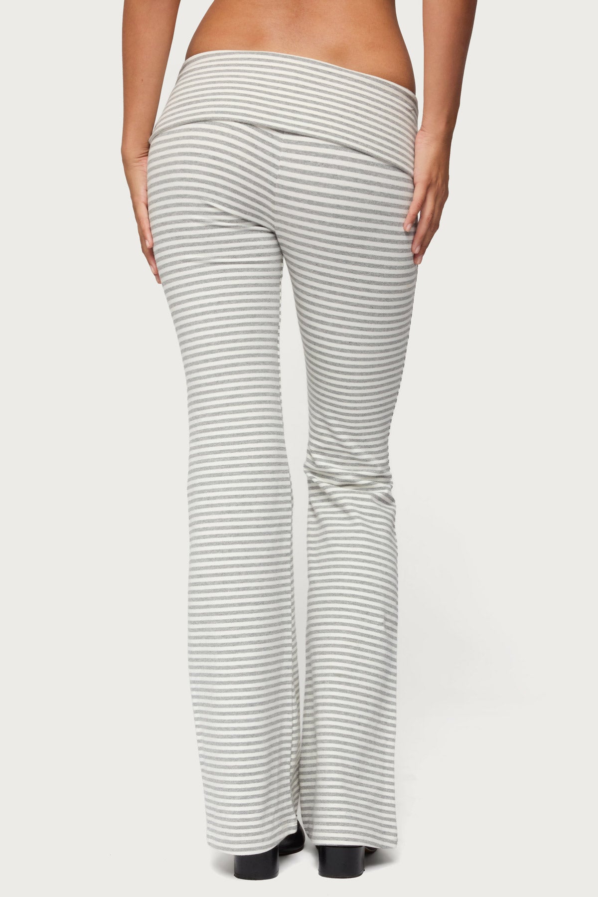 Kaeli Stripey Flared Leggings - GRAY-AND-WHITE