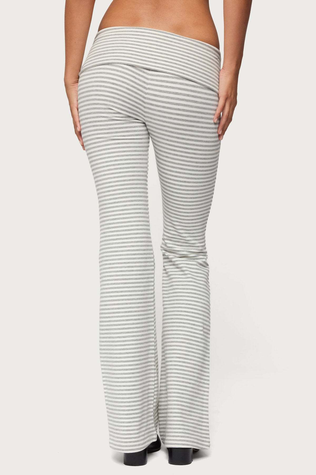 Kaeli Stripey Flared Leggings - GRAY-AND-WHITE