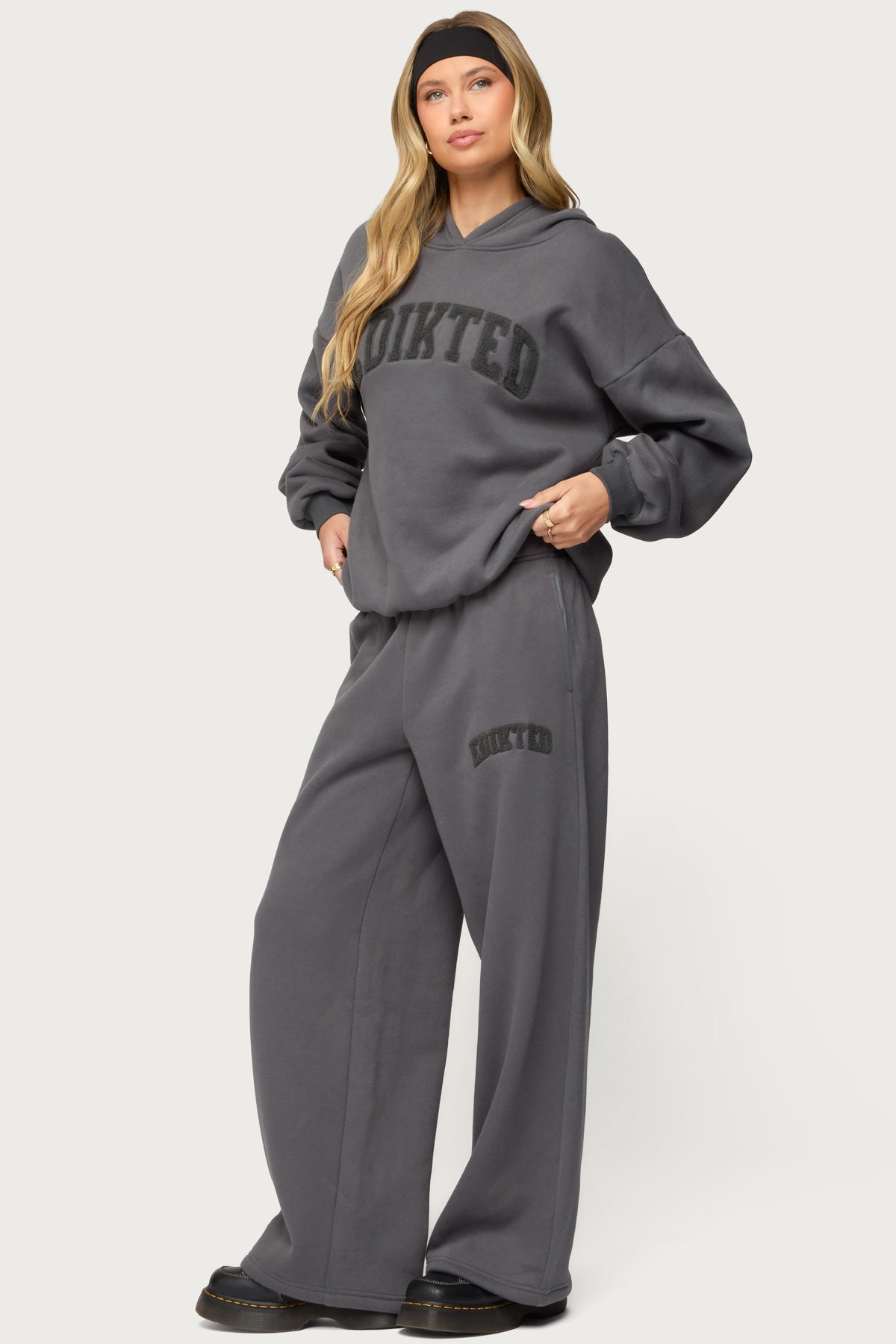 Edikted To You Wide Leg Sweatpants - DARK-GRAY