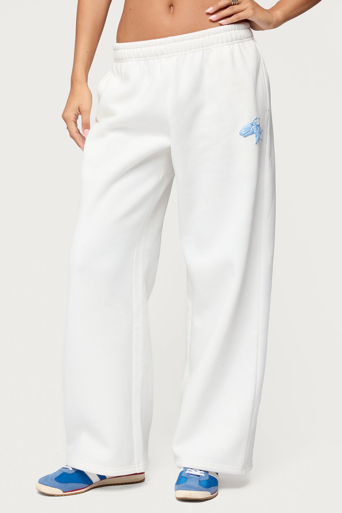 Keychain Cutie Straight Leg Sweatpants - WHITE
