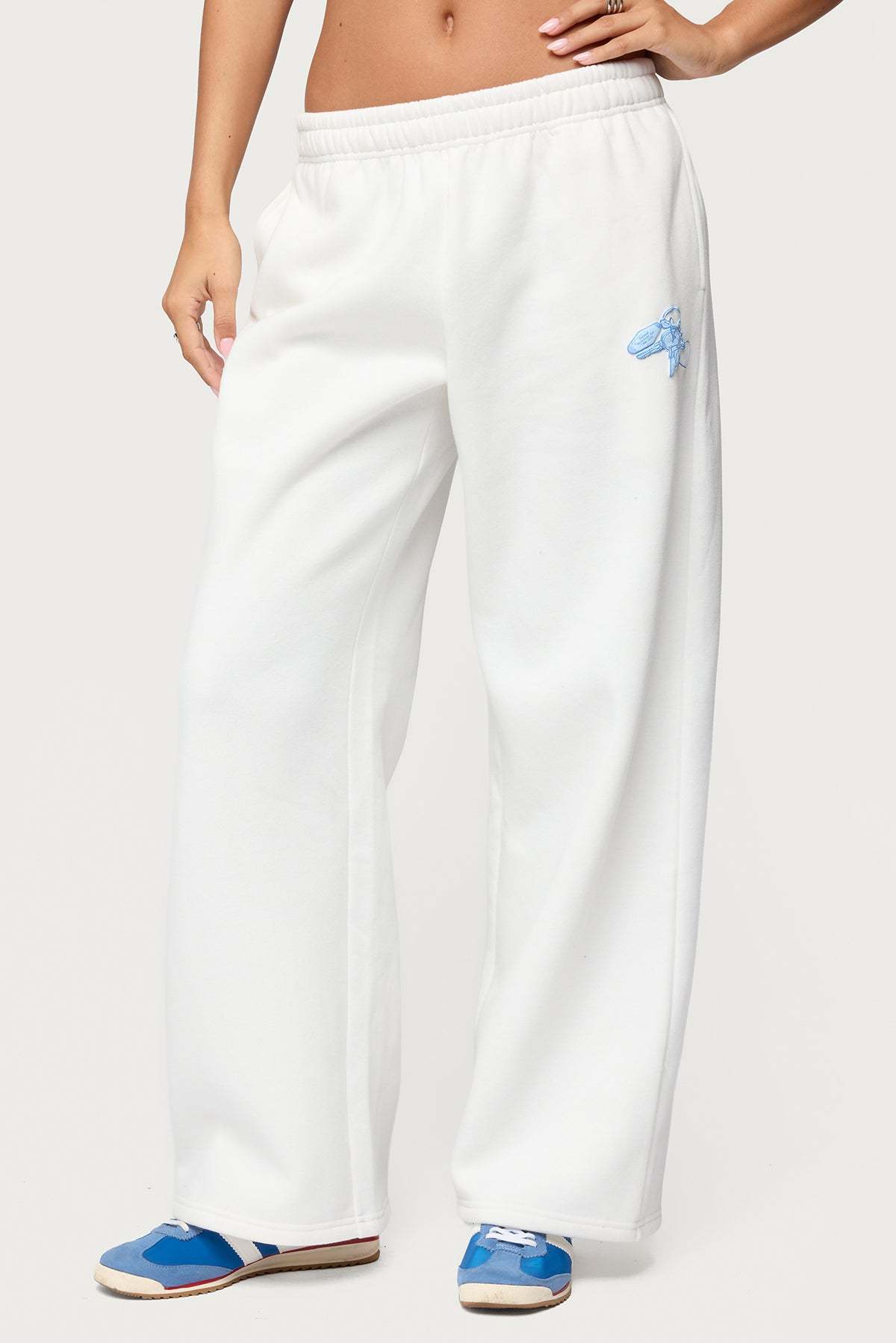 Keychain Cutie Straight Leg Sweatpants - WHITE