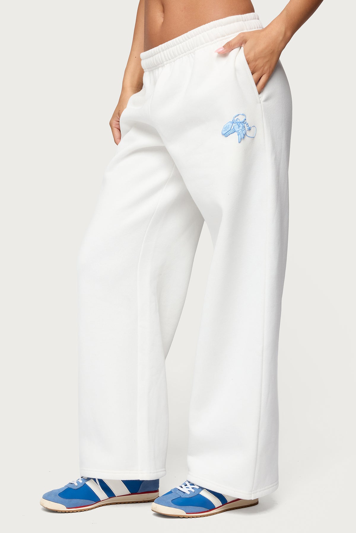 Keychain Cutie Straight Leg Sweatpants - WHITE