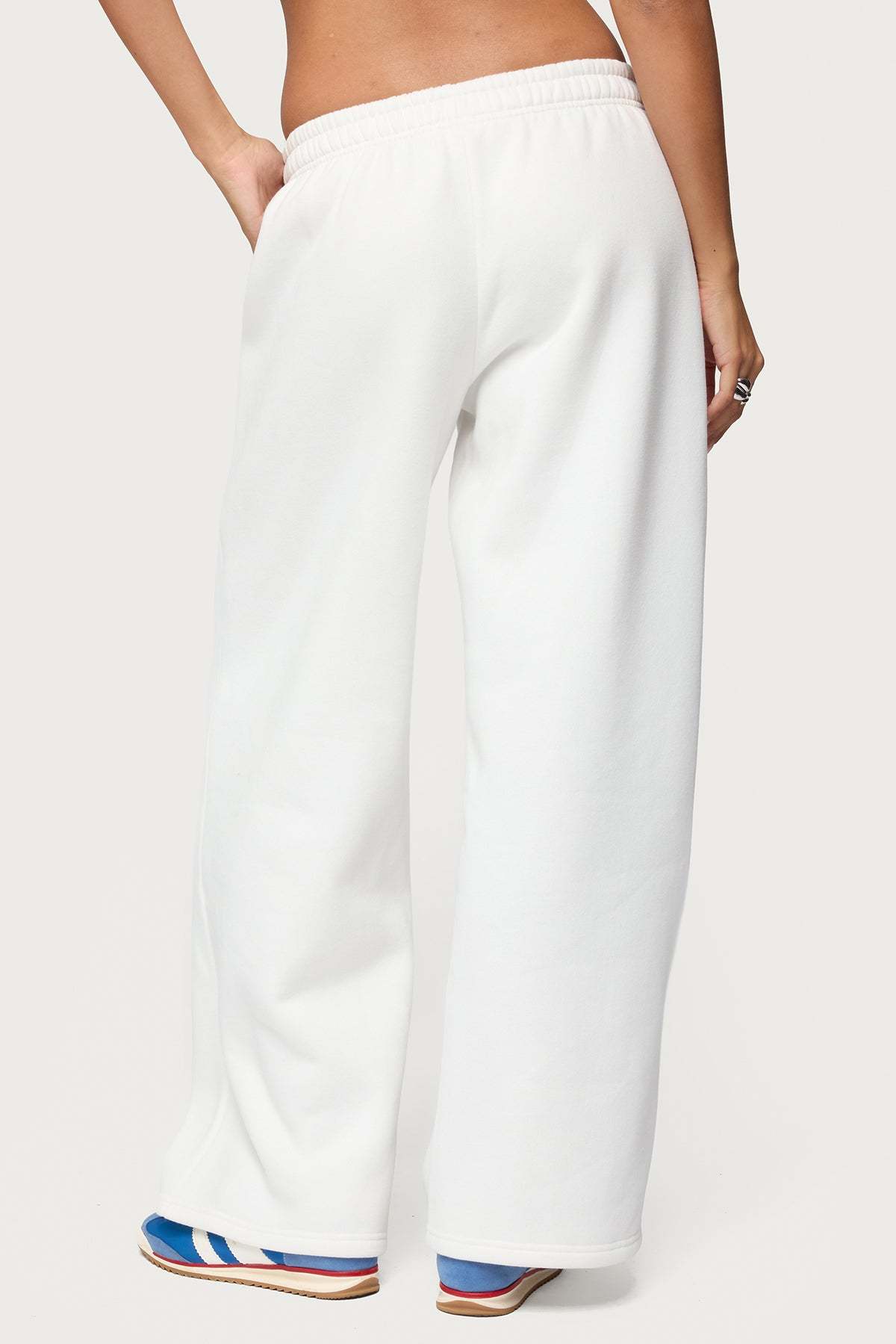 Keychain Cutie Straight Leg Sweatpants - WHITE