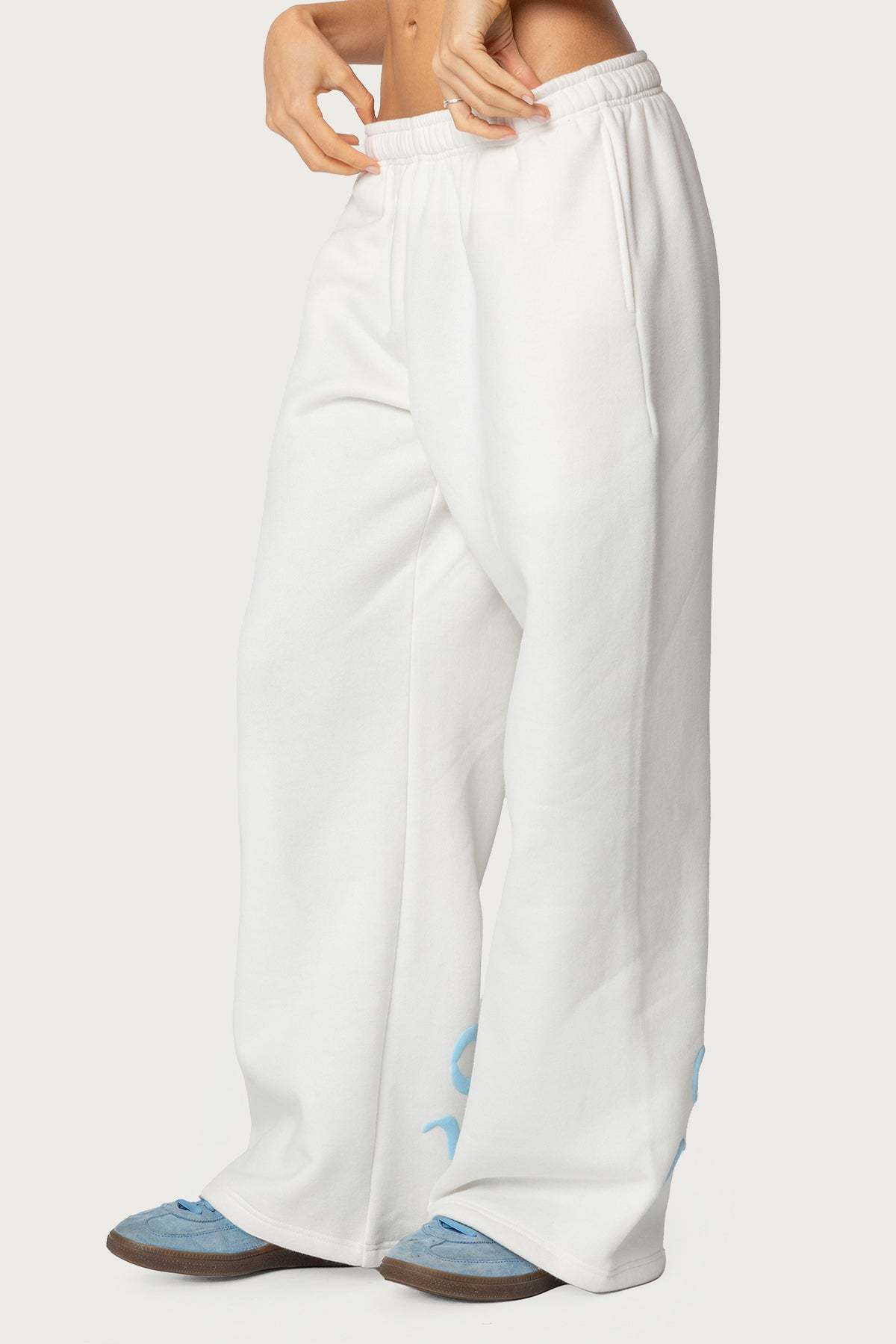 Bonney Bow Detail Sweatpants - CREAM
