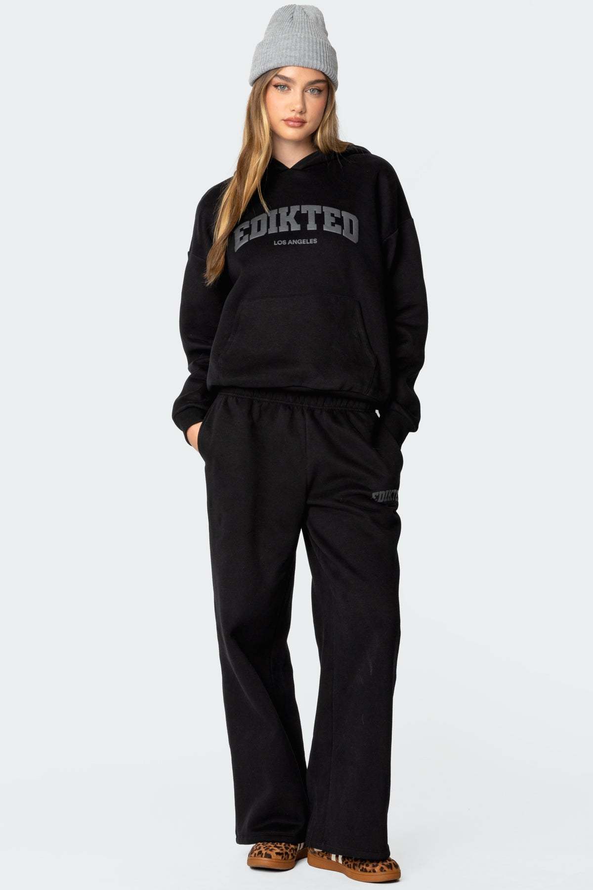 Edikted LA Sweatpants - BLACK