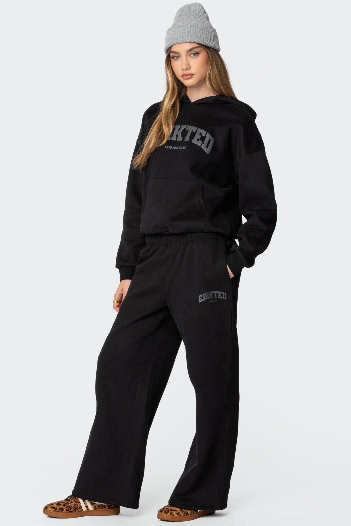 Edikted LA Sweatpants - BLACK