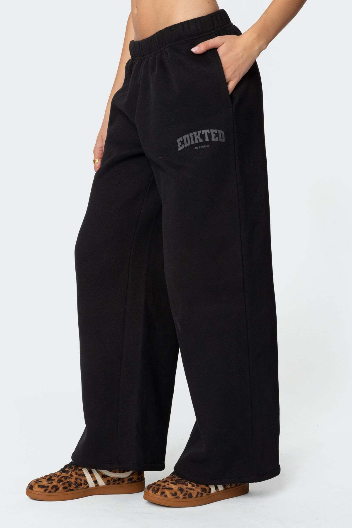 Edikted LA Sweatpants - BLACK