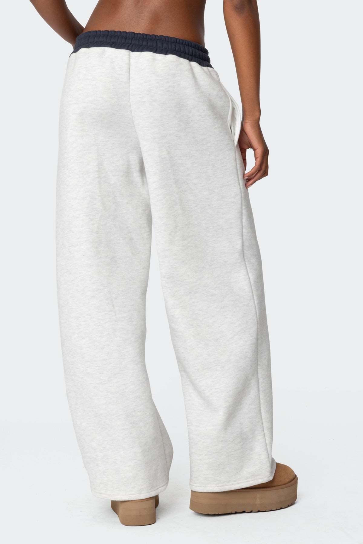 Edikted Contrast Embroidered Sweatpants - GRAY MELANGE