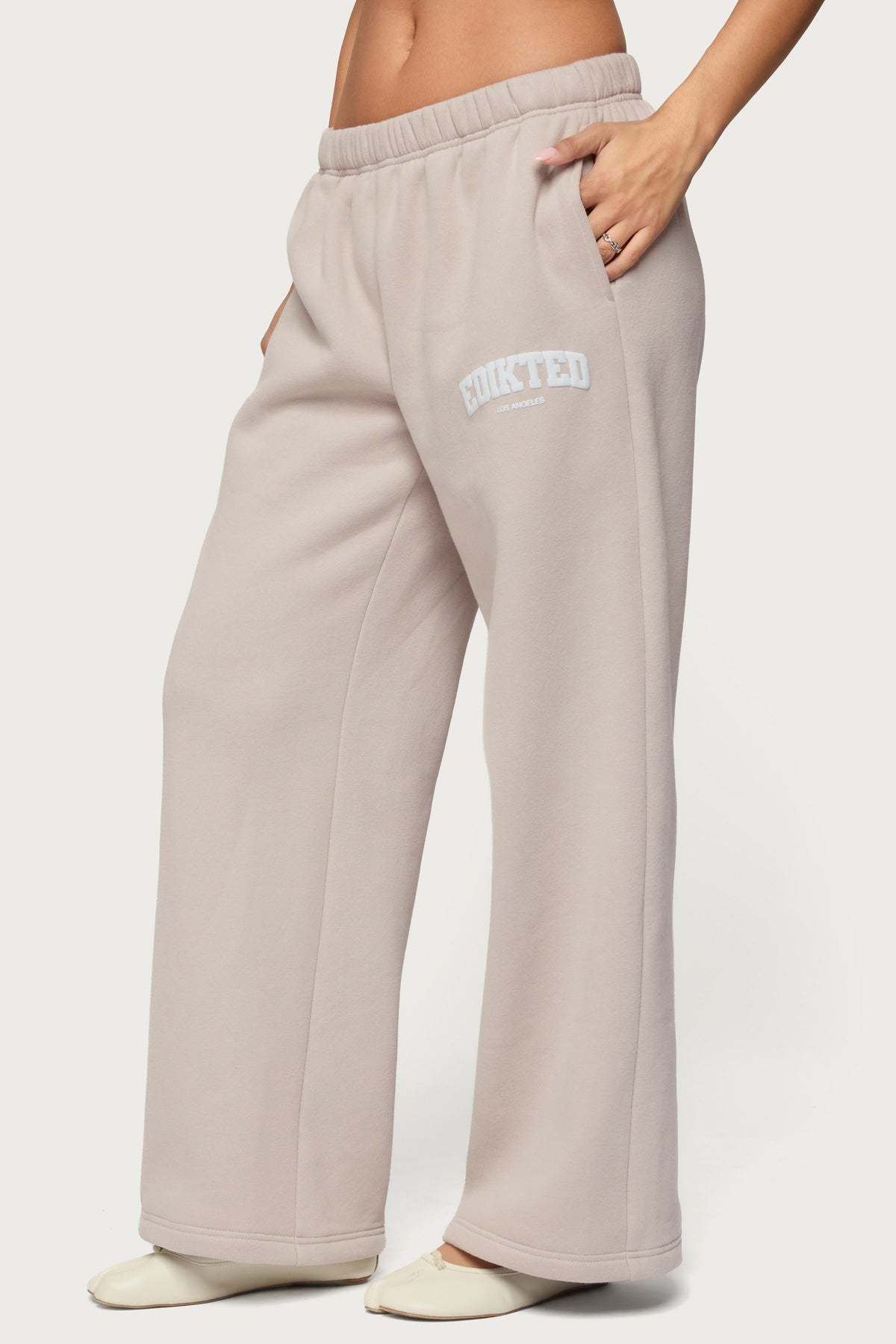 Edikted LA Sweatpants - BEIGE
