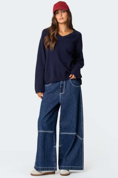 Martha Oversized V Neck Sweater - NAVY