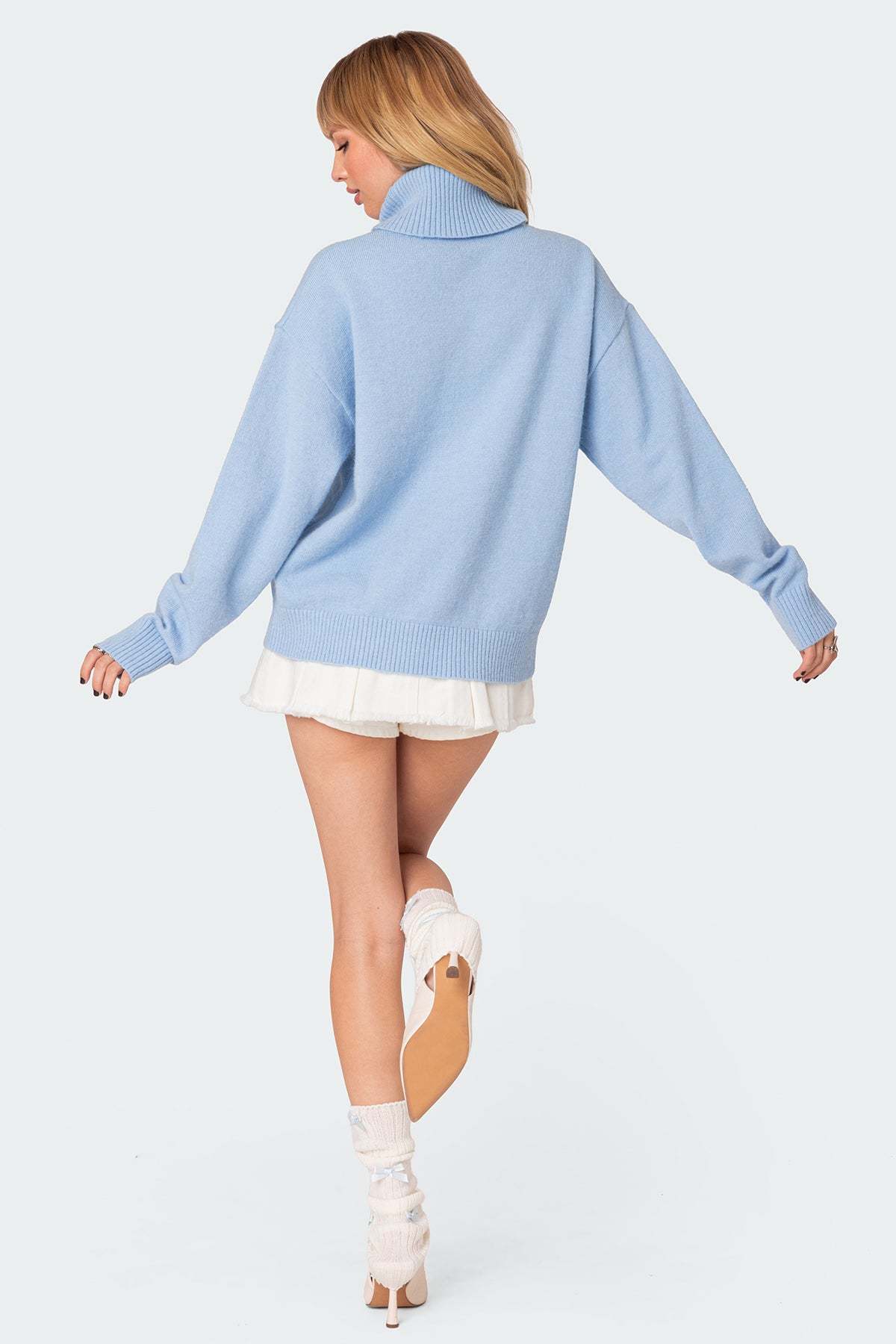 Isabelle Oversized Turtle Neck Sweater - LIGHT BLUE