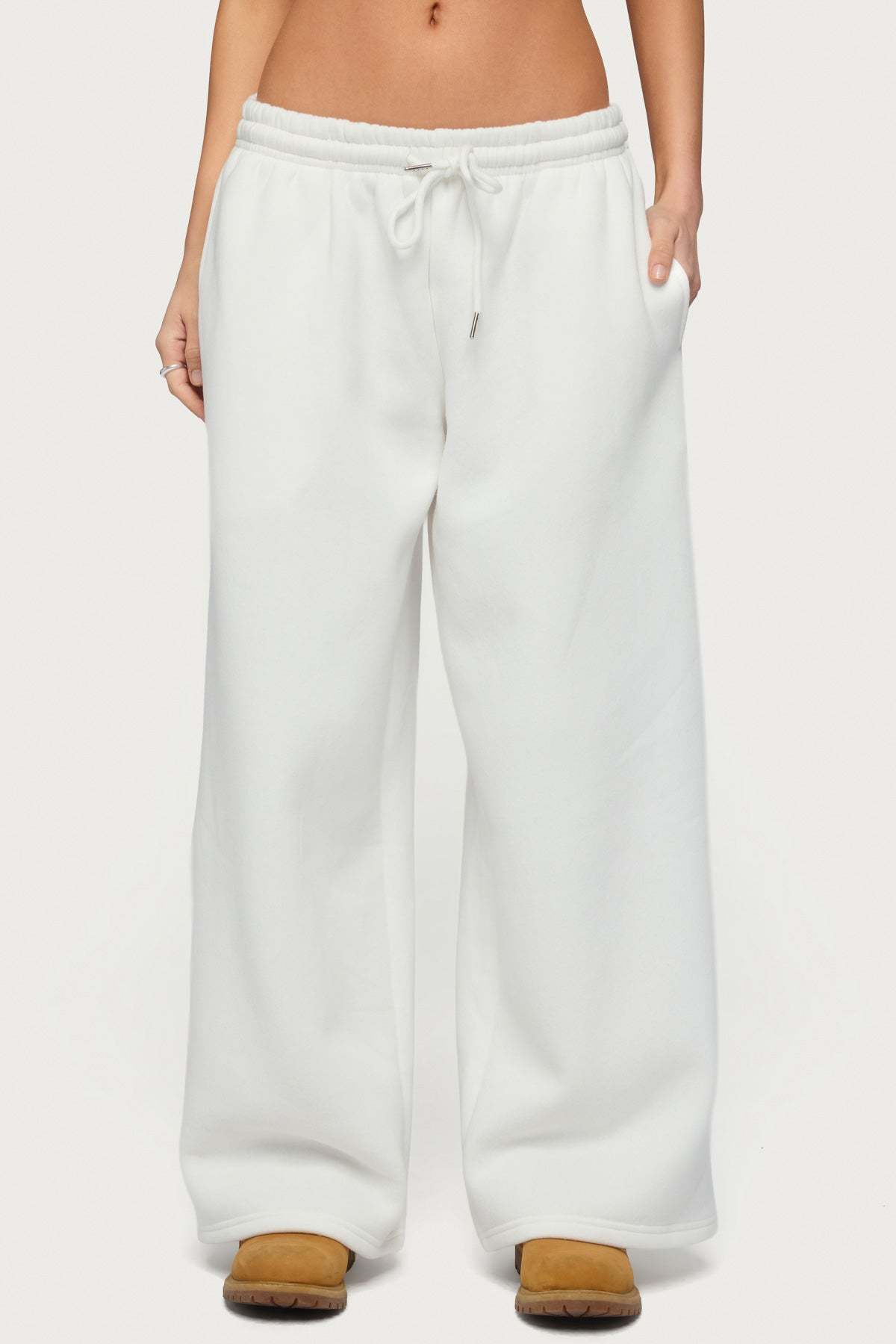 Petite Kamari Low Rise Wide Sweatpants - WHITE