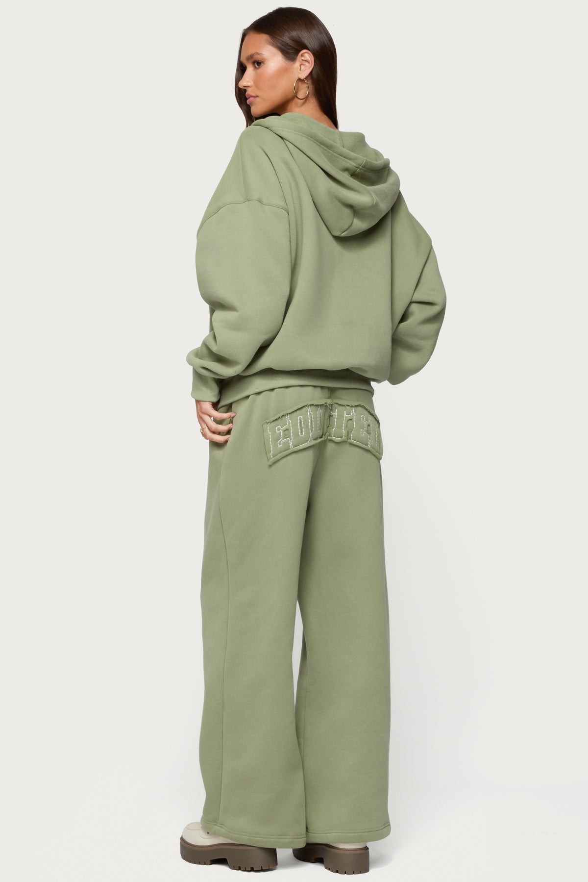 Forever Edikted Sweatpants - OLIVE