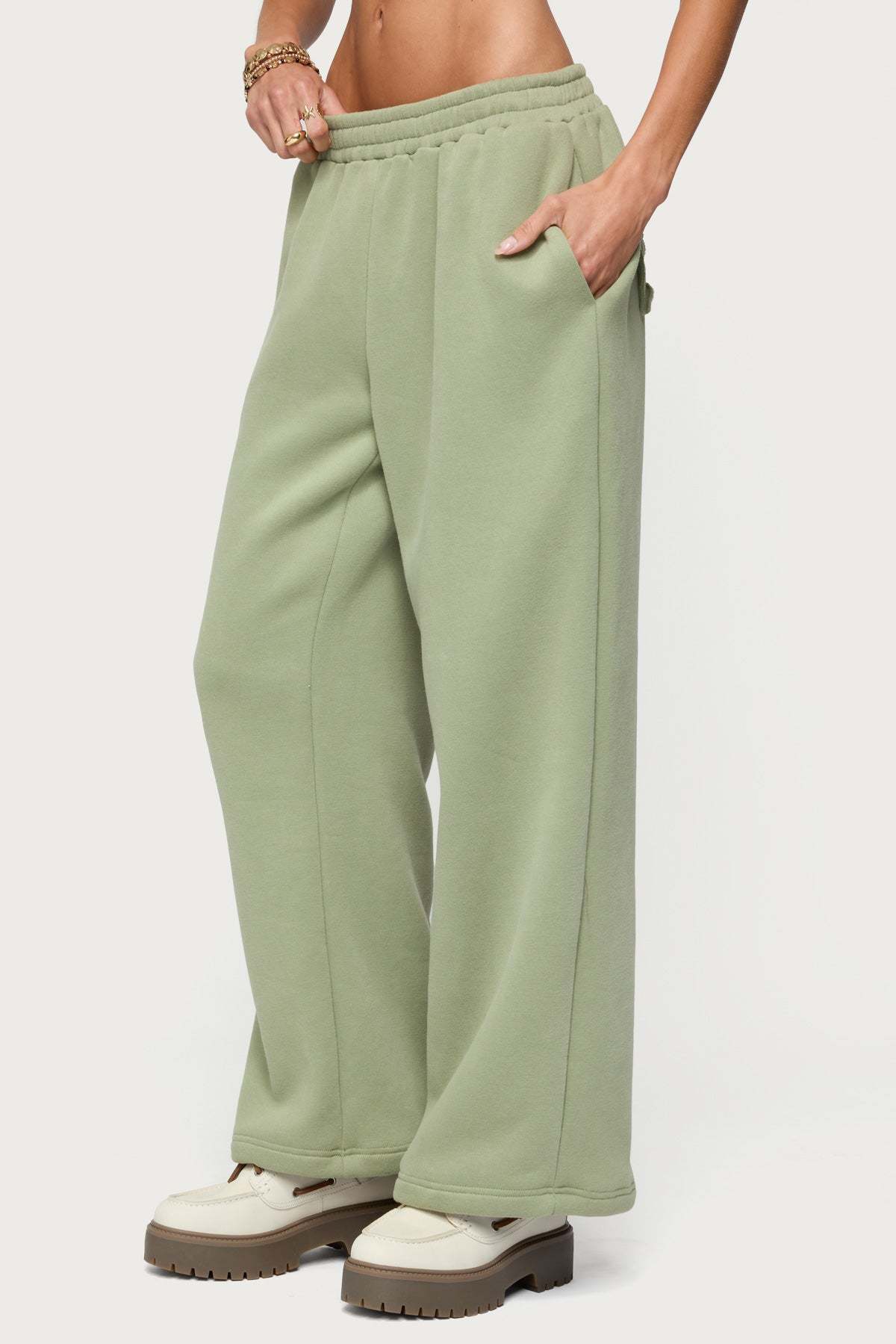 Forever Edikted Sweatpants - OLIVE