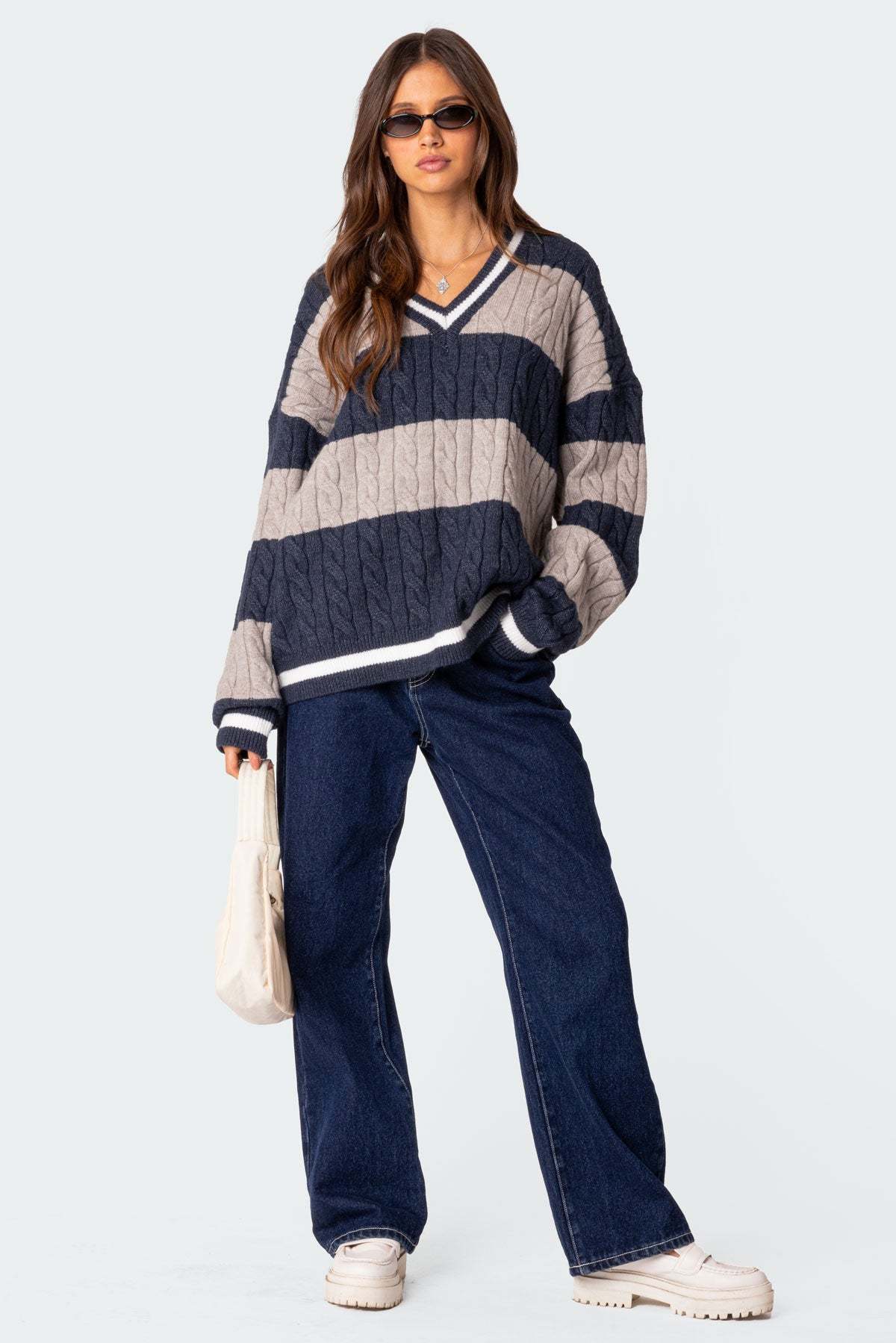 Romie V Neck Cable Knit Sweater - NAVY