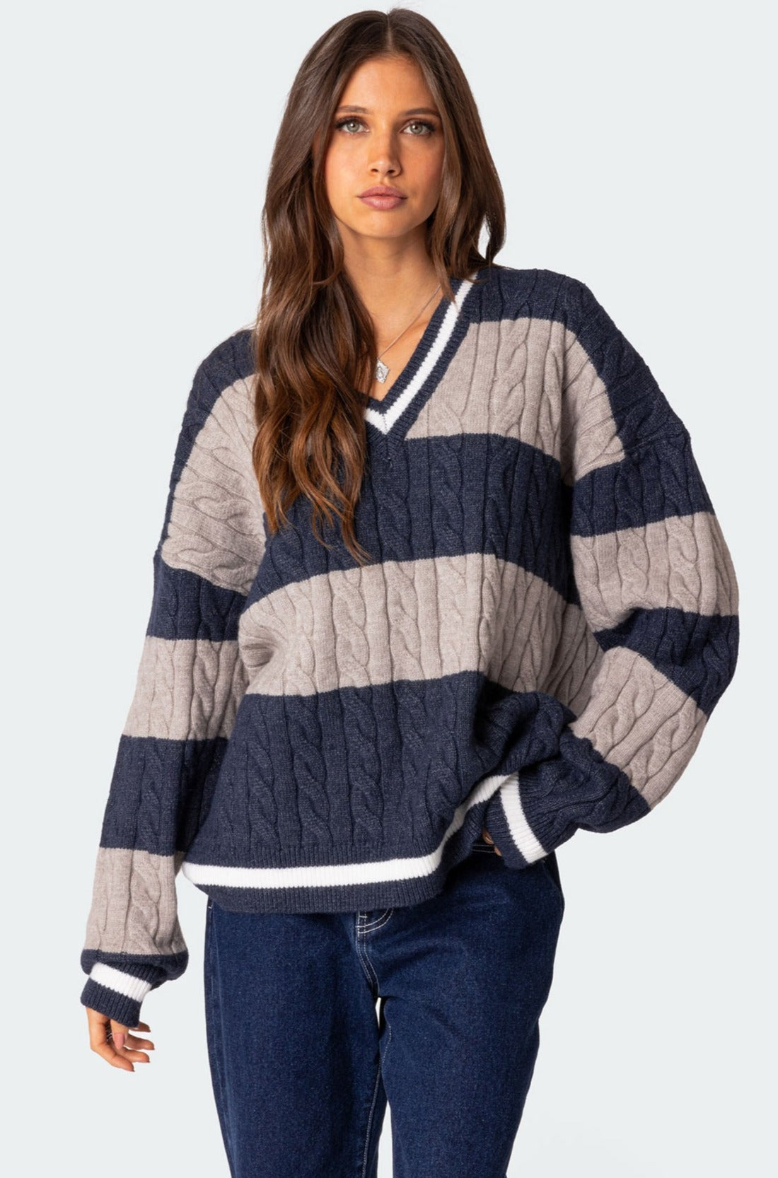 Romie V Neck Cable Knit Sweater - NAVY