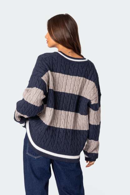 Romie V Neck Cable Knit Sweater - NAVY