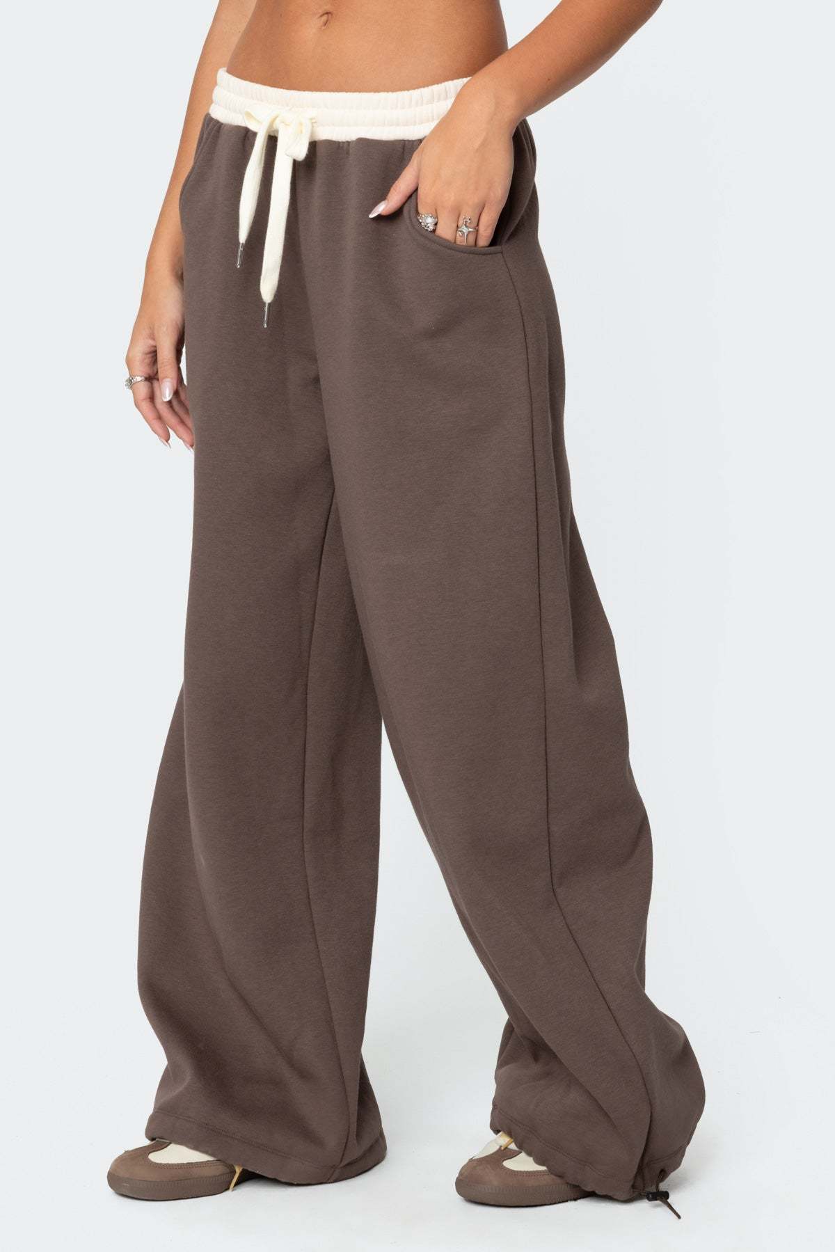 Mikki Wide Leg Sweatpants - BROWN