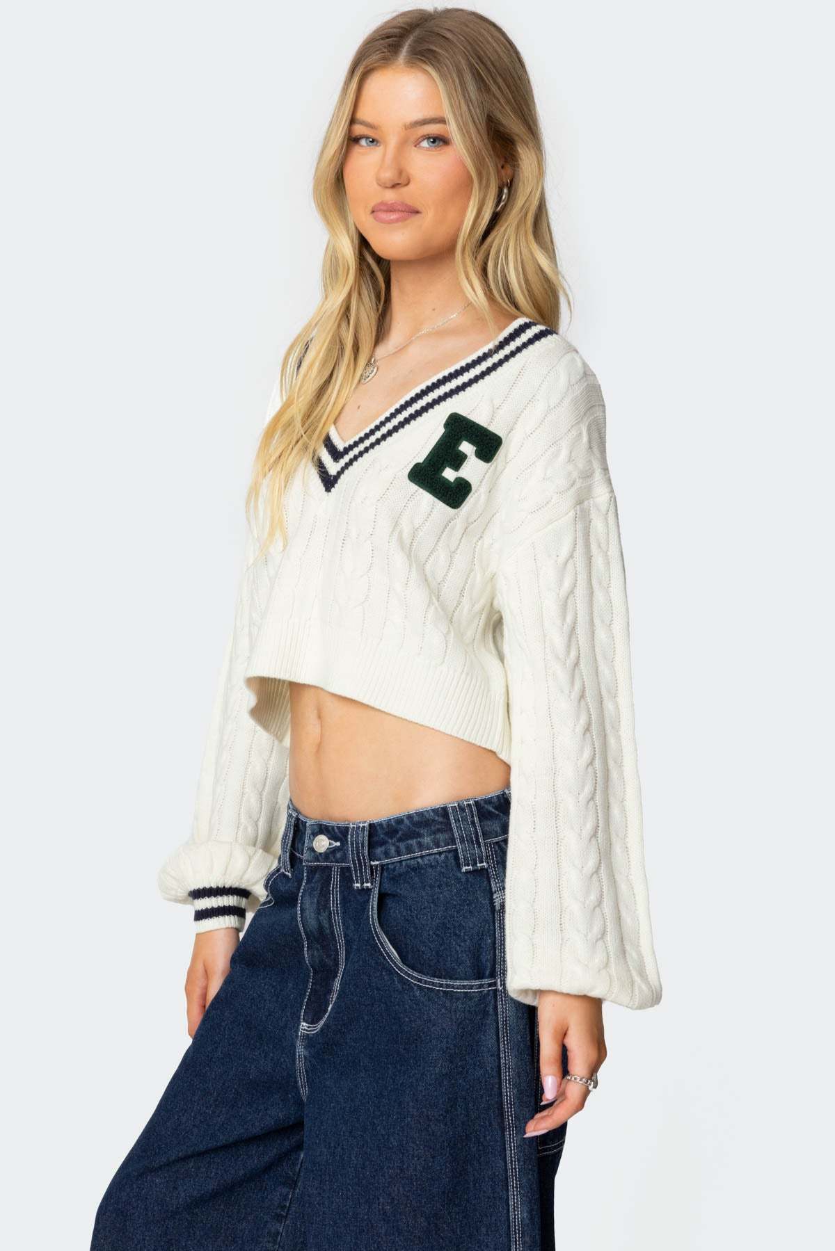 Collegiate Cropped Cable Knit Sweater - CREAM