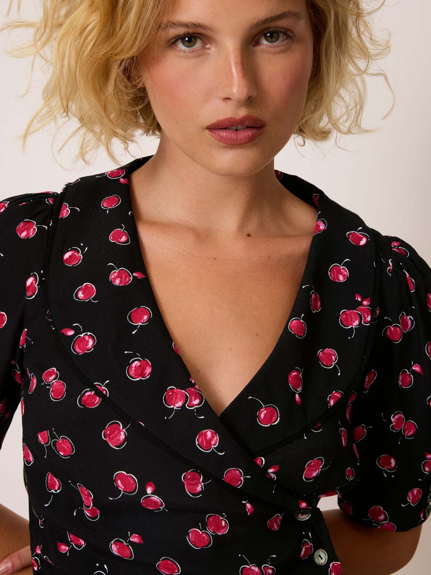 Robe FILIPPA - GRIOTTES NOIR