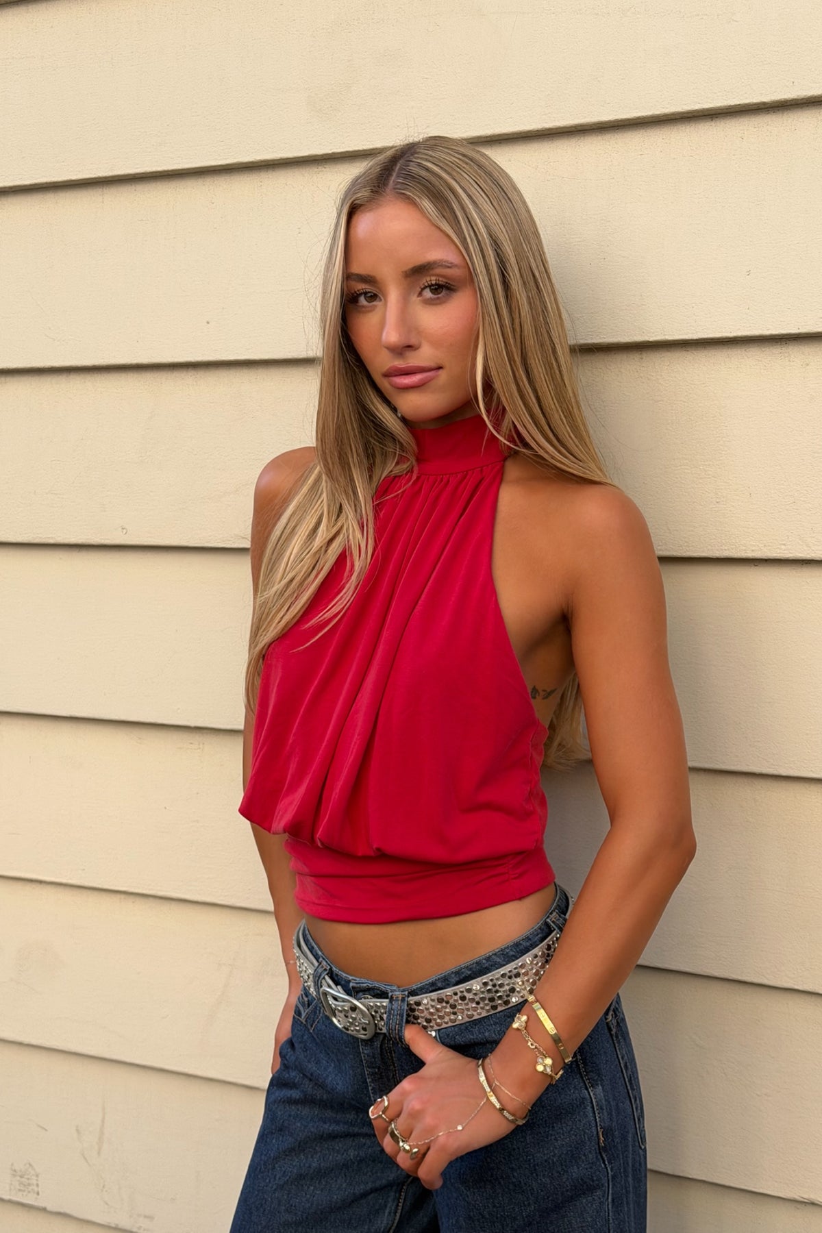 Laeva Backless Halter Top - RED