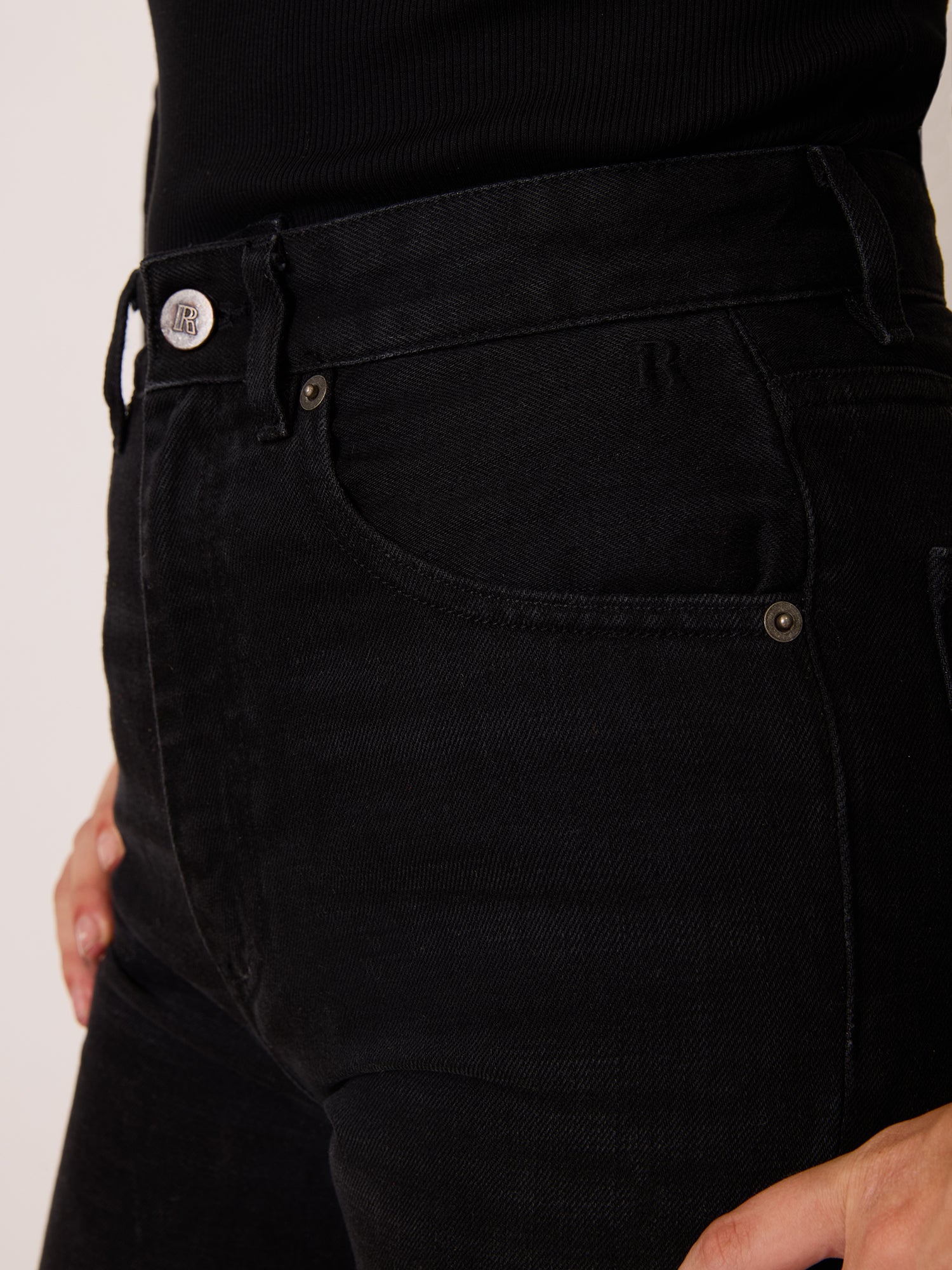 Jean MADELEINE - Unis black stone simple