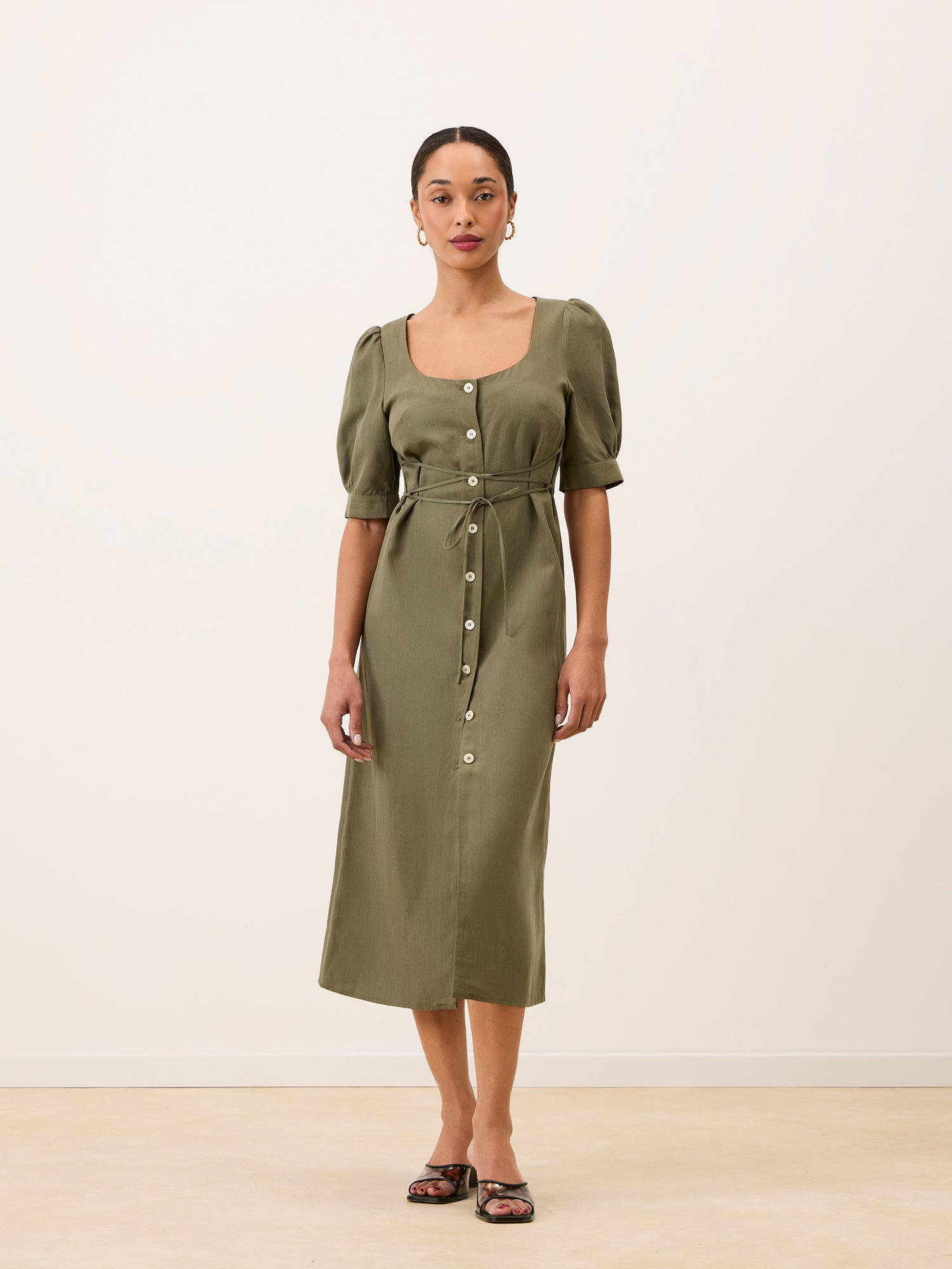 Robe JULIA  - Uni Amande