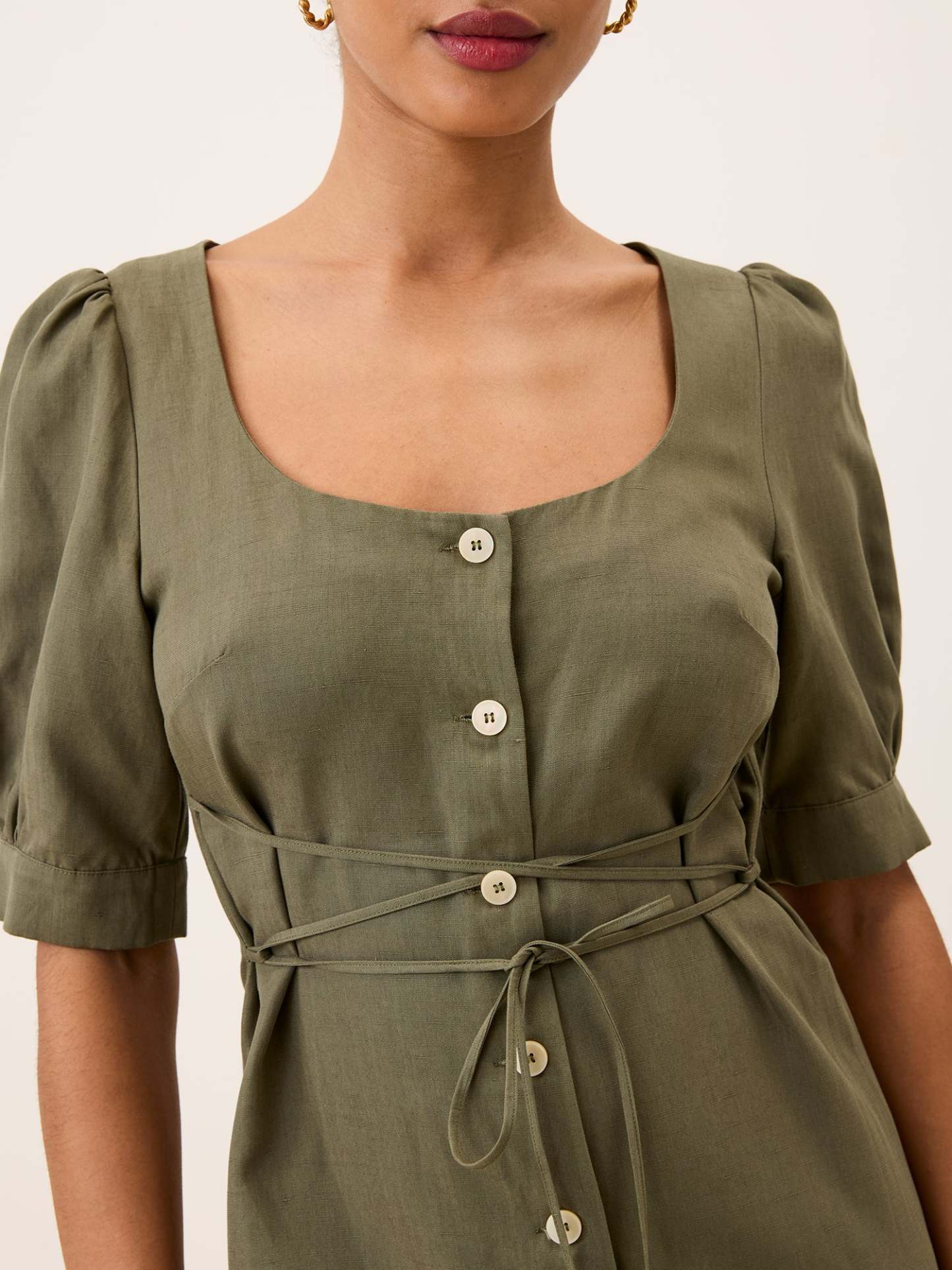 Robe JULIA  - Uni Amande
