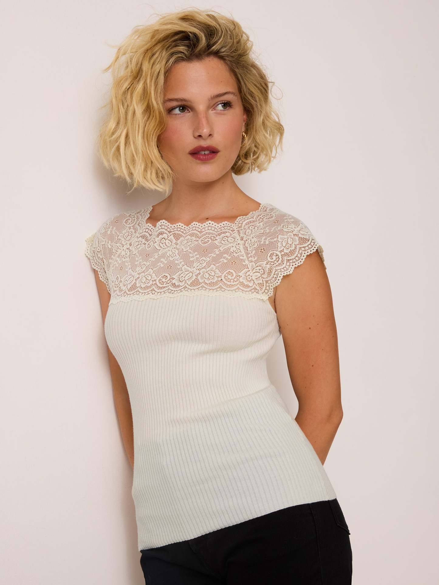 Top MALLA - Uni Ecru