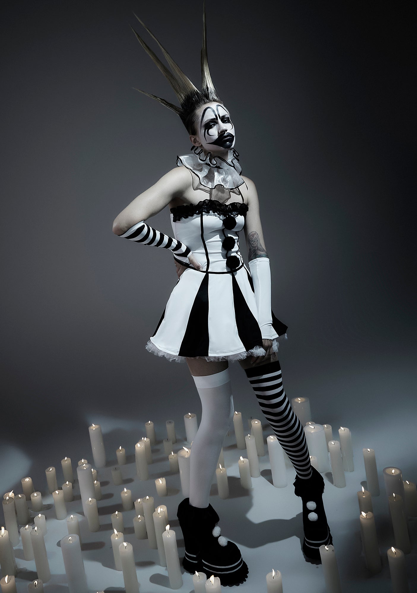 Classic Clown Girl Costume - White - WHITE