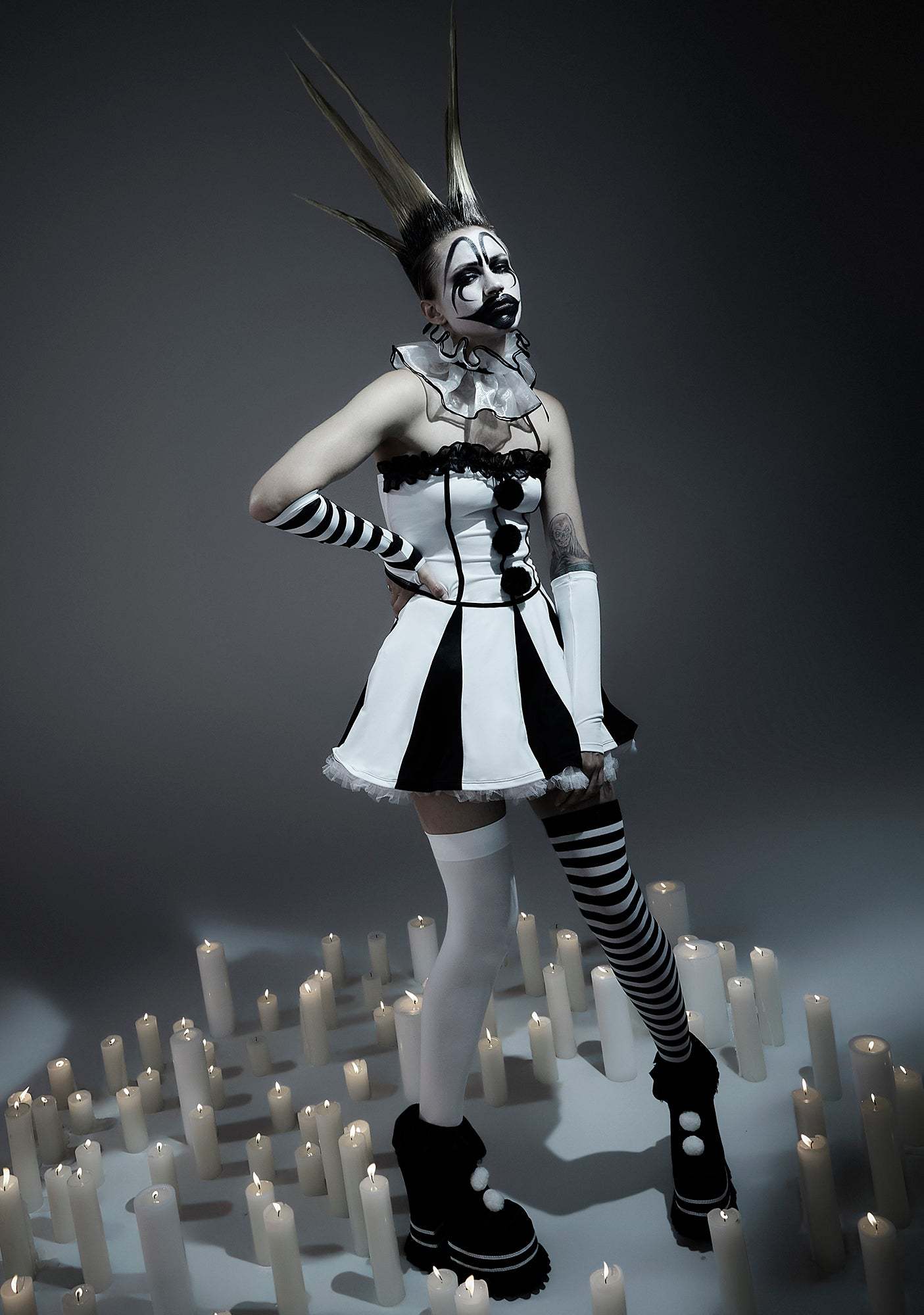 Classic Clown Girl Costume - White - WHITE