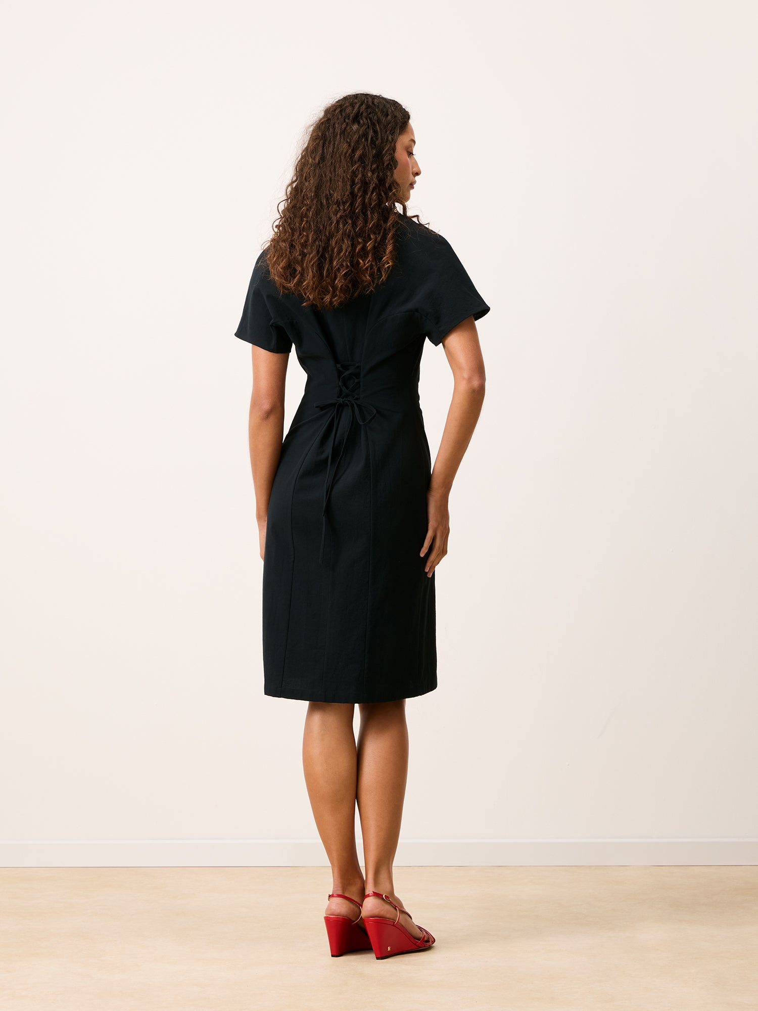 Robe VICTOIRE - Uni Noir