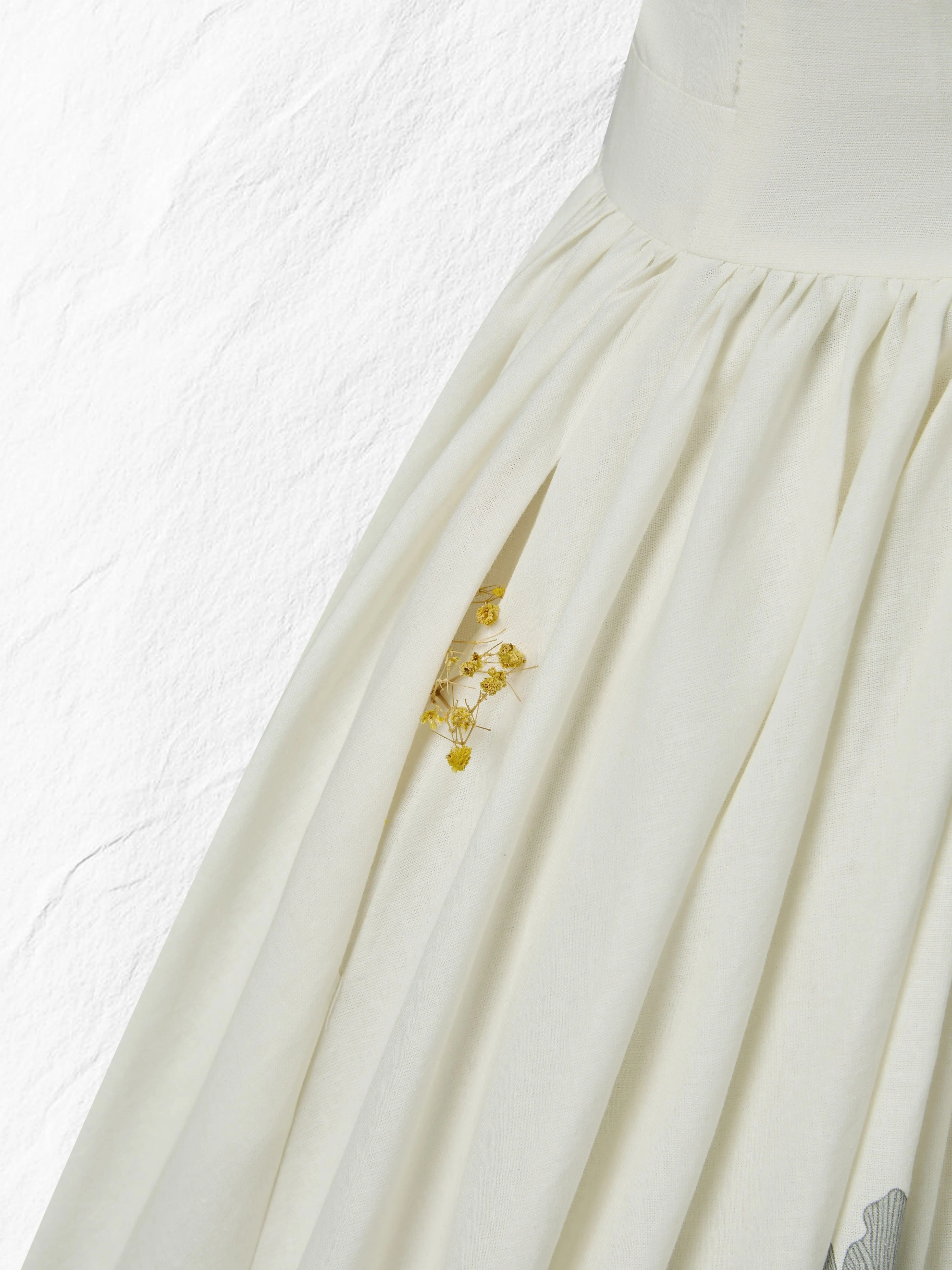 Midi Linen Dress , Sleeveless, Round Neck, Floral, Vacation, Vintage, White - White