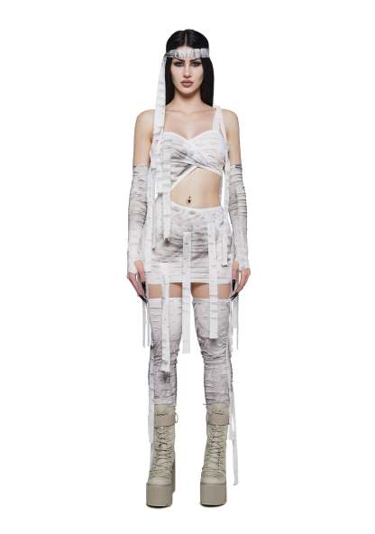 eight|white