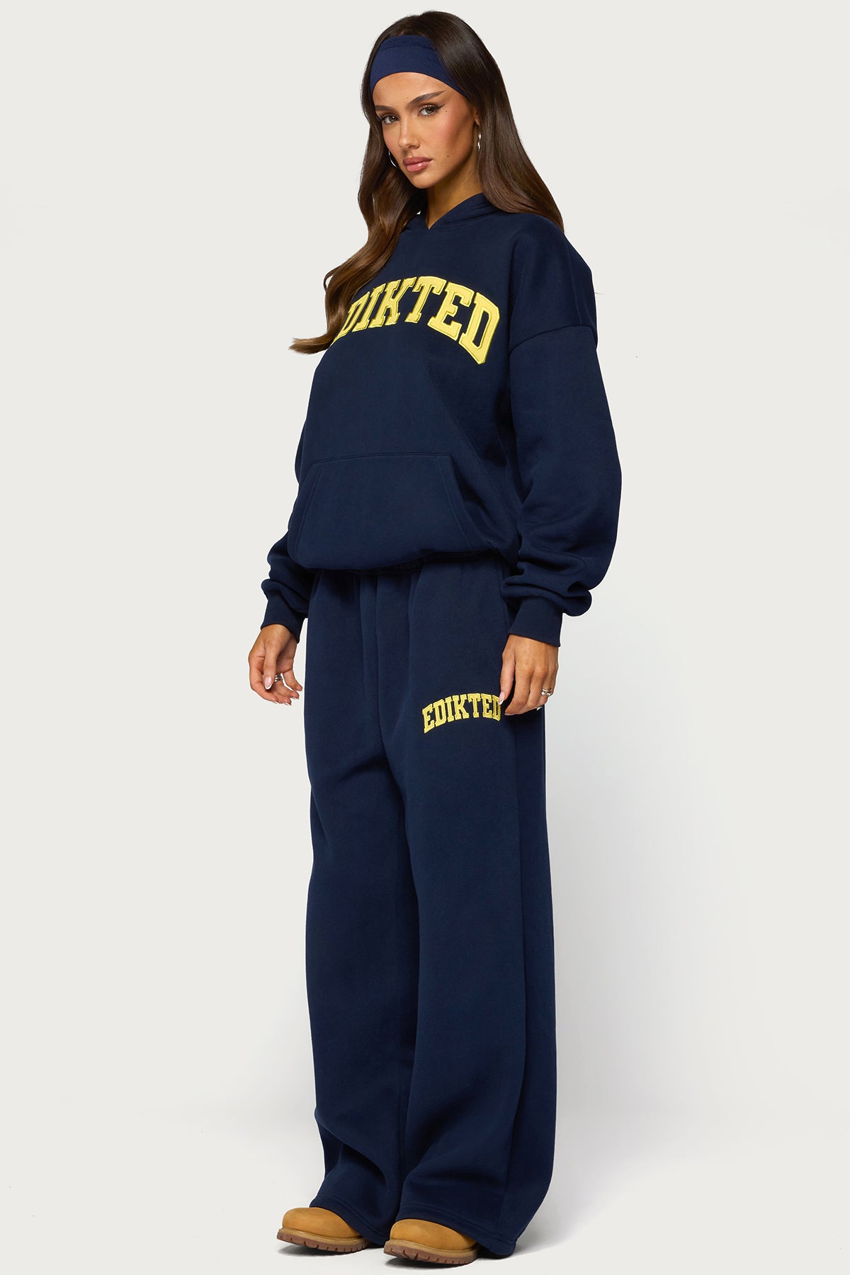 Edikted Crush Sweatpants - NAVY