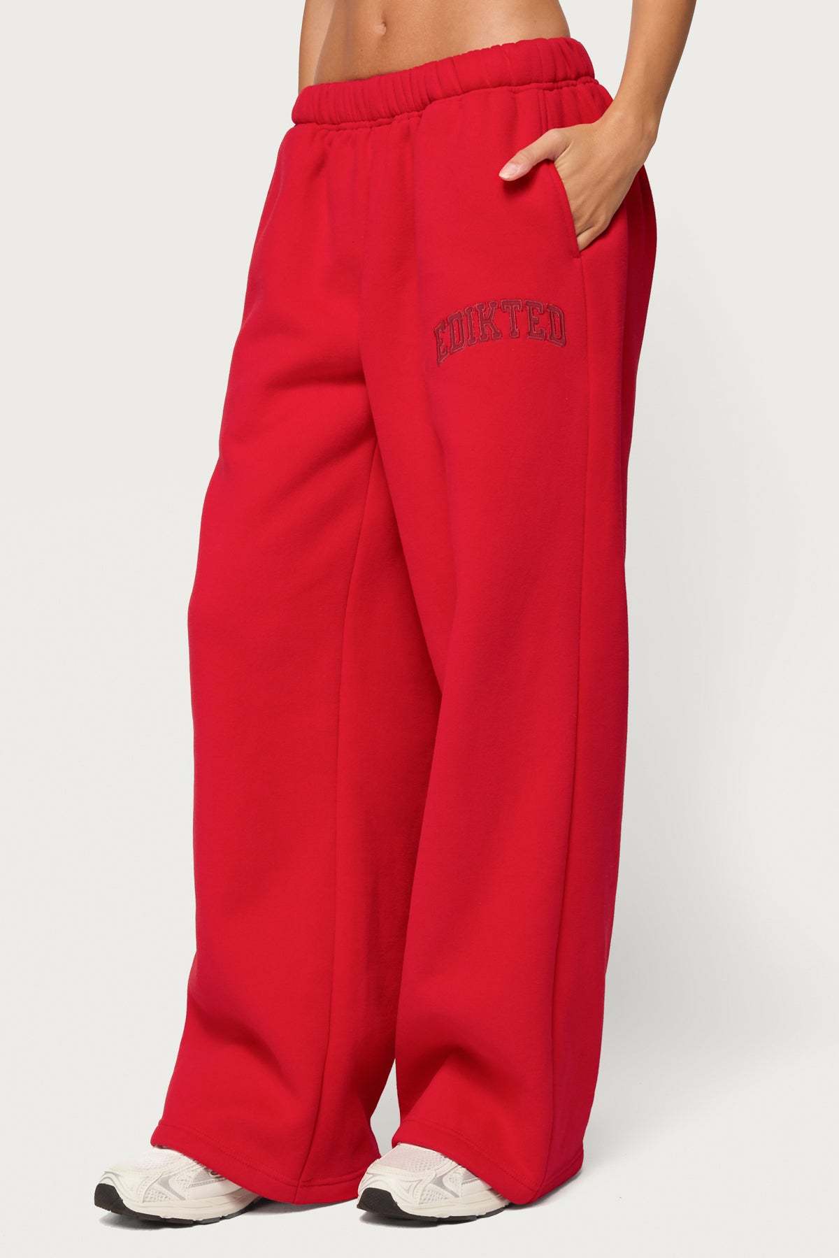 Edikted Crush Sweatpants - RED