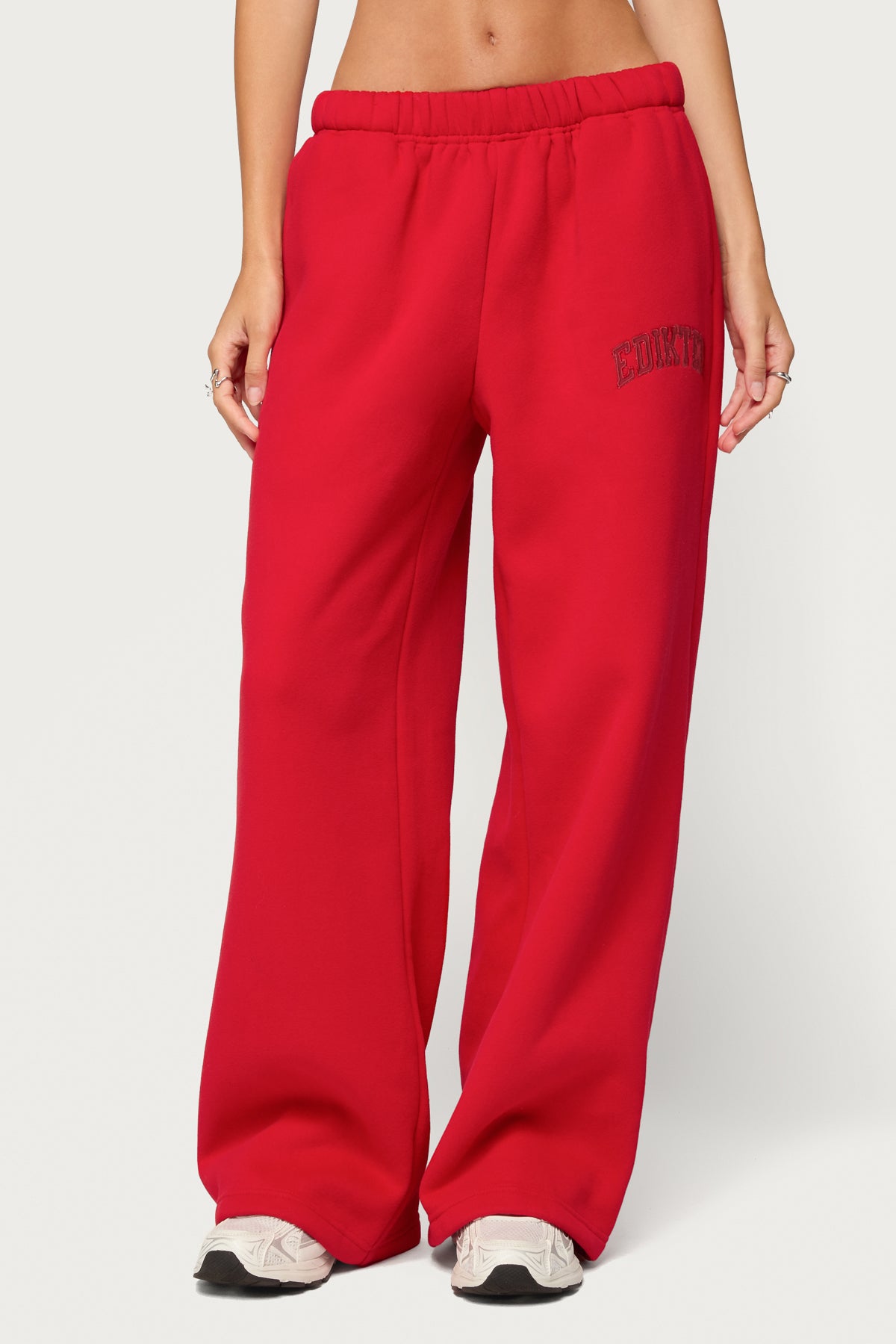 Edikted Crush Sweatpants - RED