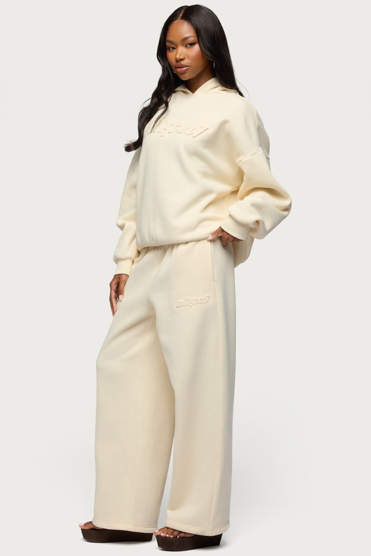 Totally Edikted Sweatpants - CREAM