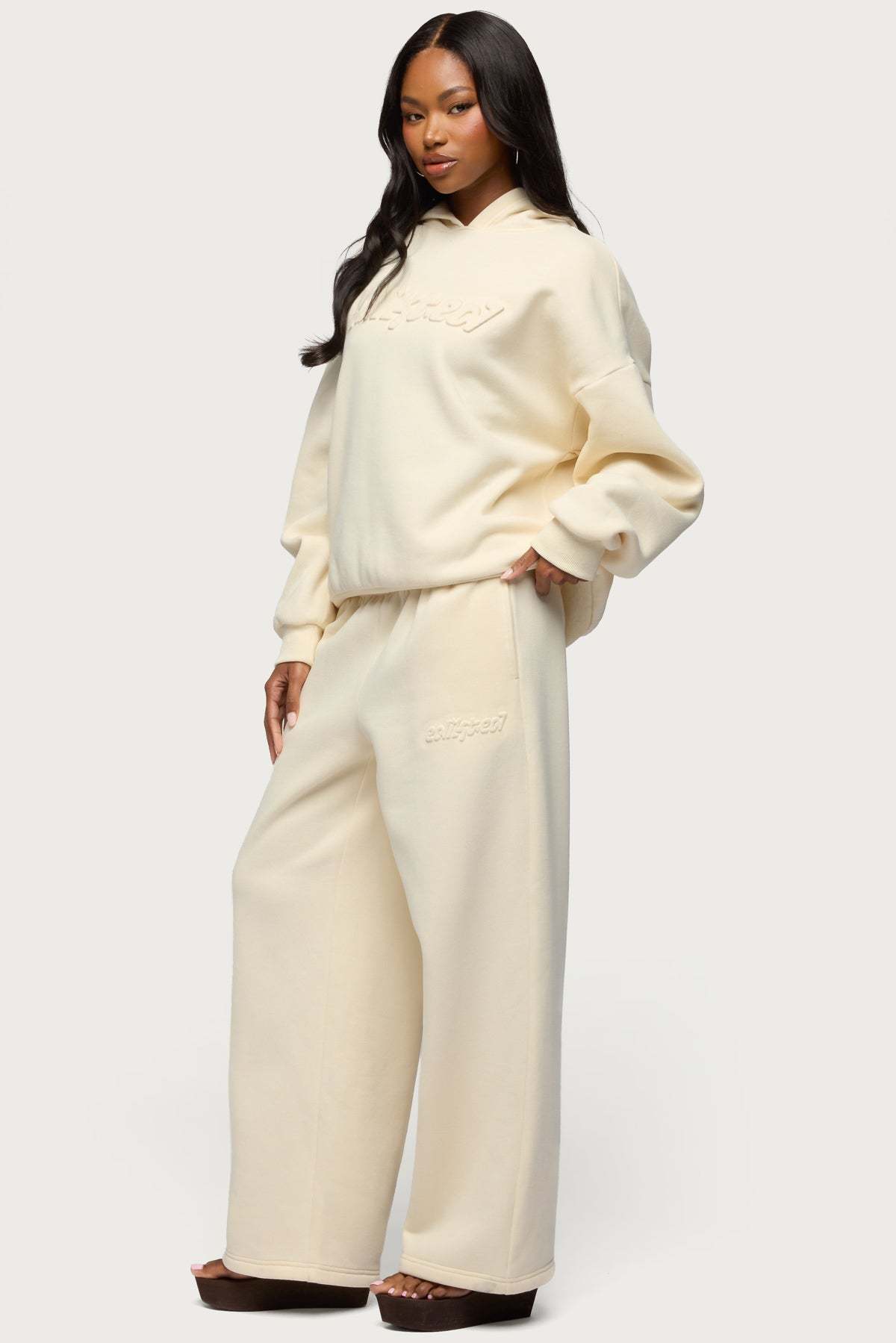 Totally Edikted Sweatpants - CREAM