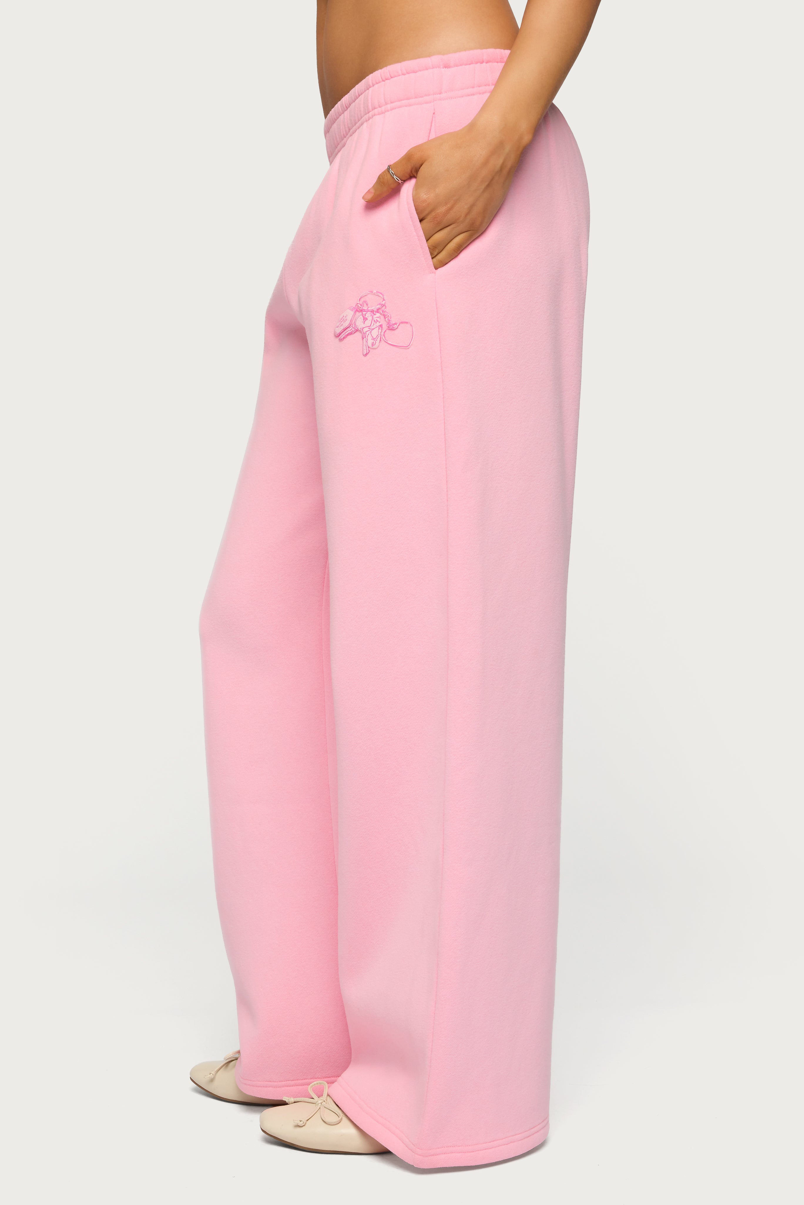 Keychain Cutie Straight Leg Sweatpants - PINK