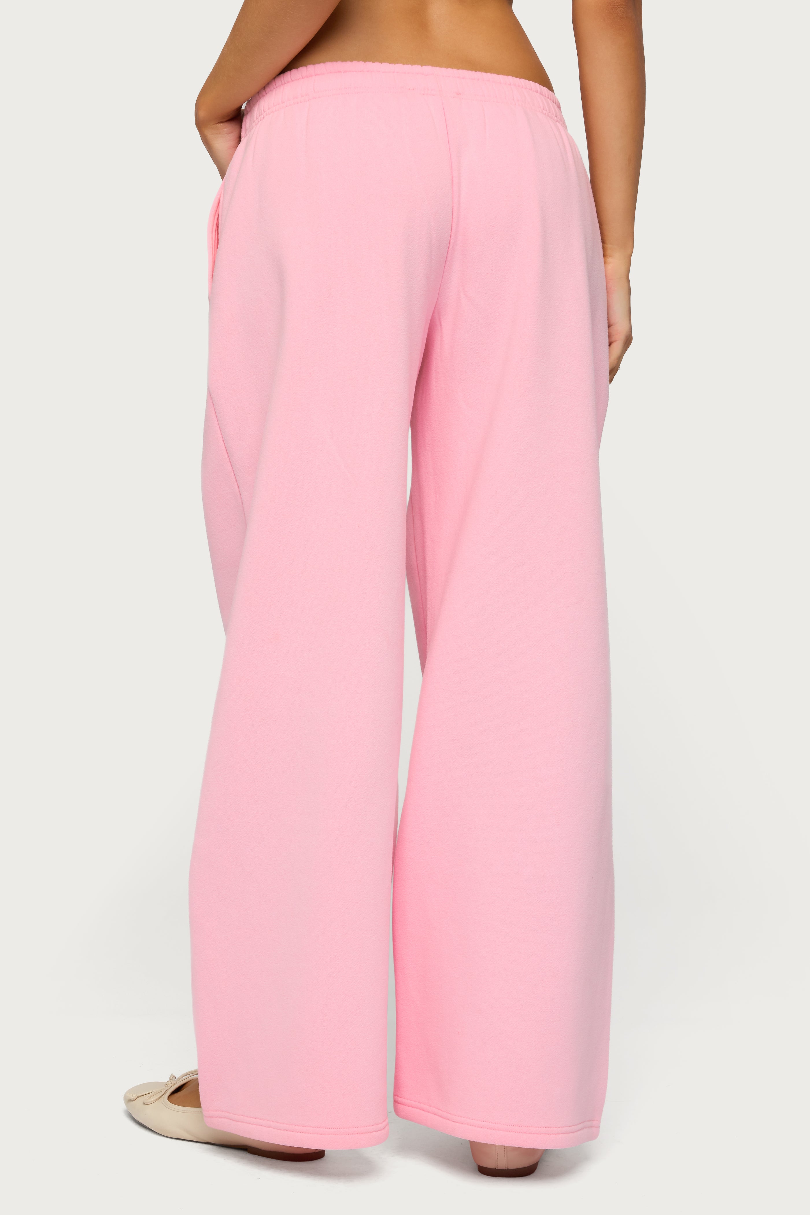 Keychain Cutie Straight Leg Sweatpants - PINK