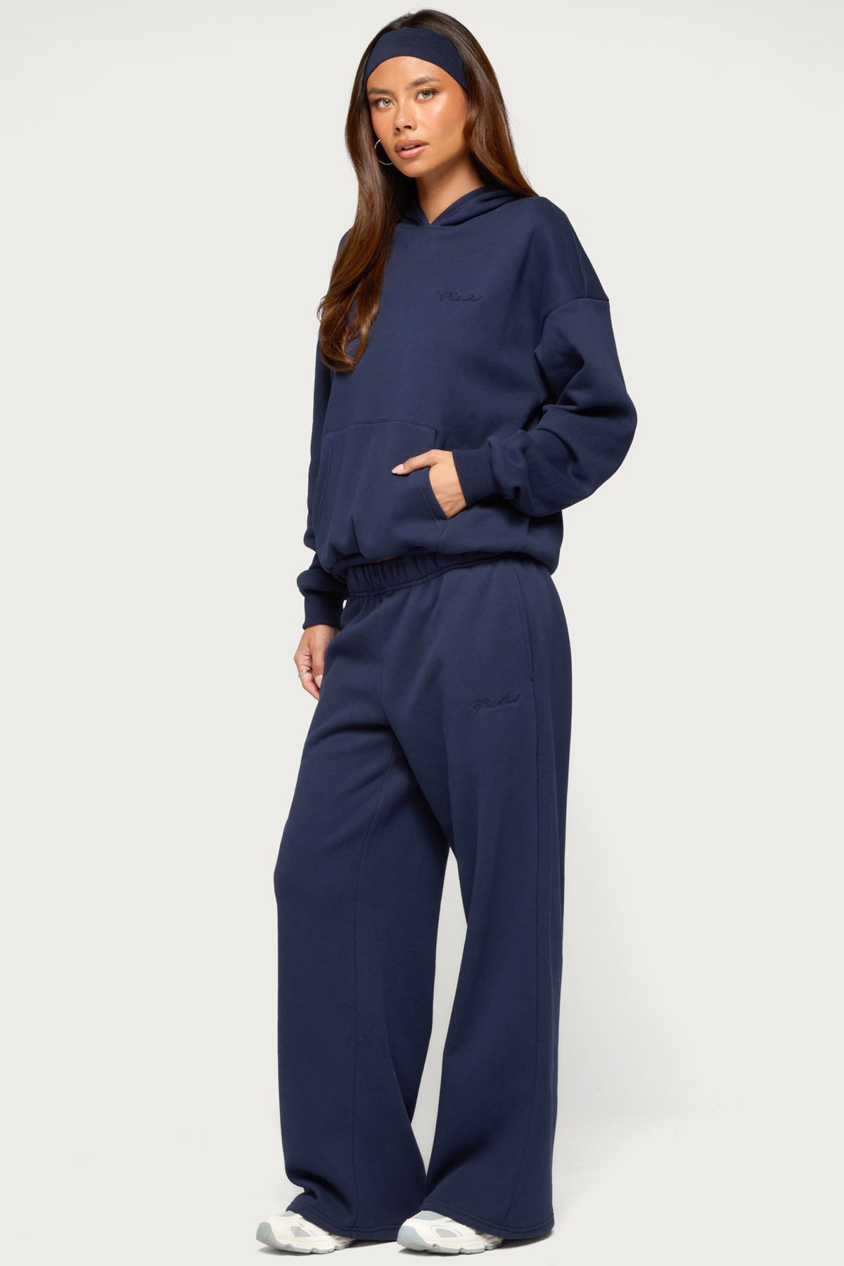 Basic Girl Wide Leg Edikted Sweatpants - NAVY