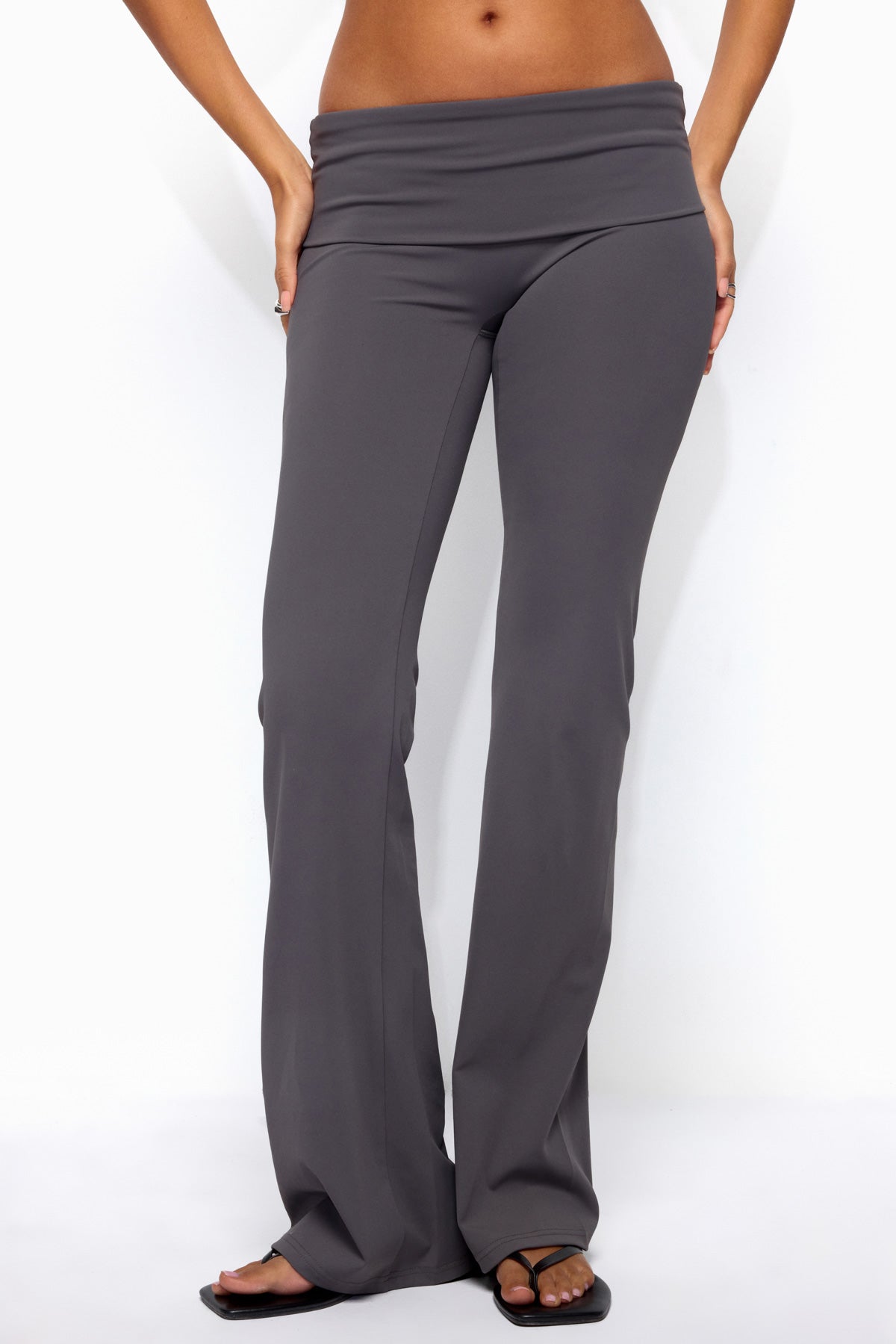 Oriane Foldover Flared Leggings - GRAY