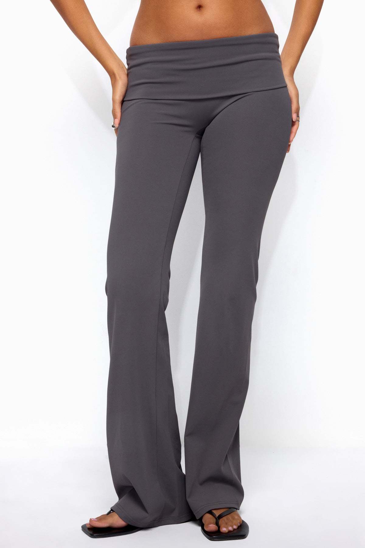 Oriane Foldover Flared Leggings - GRAY